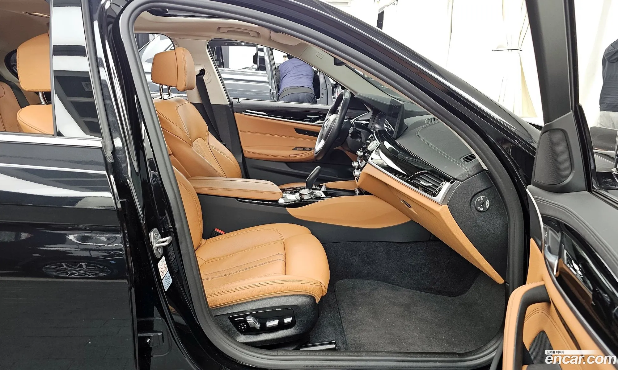 BMW 5 Series 2021 — 10