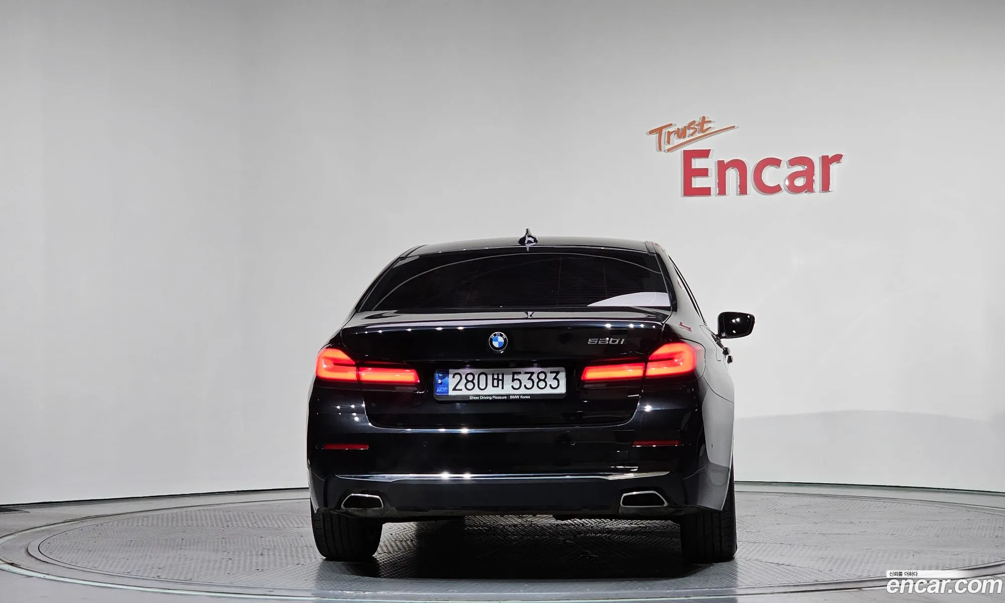 BMW 5 Series 2021 — 2