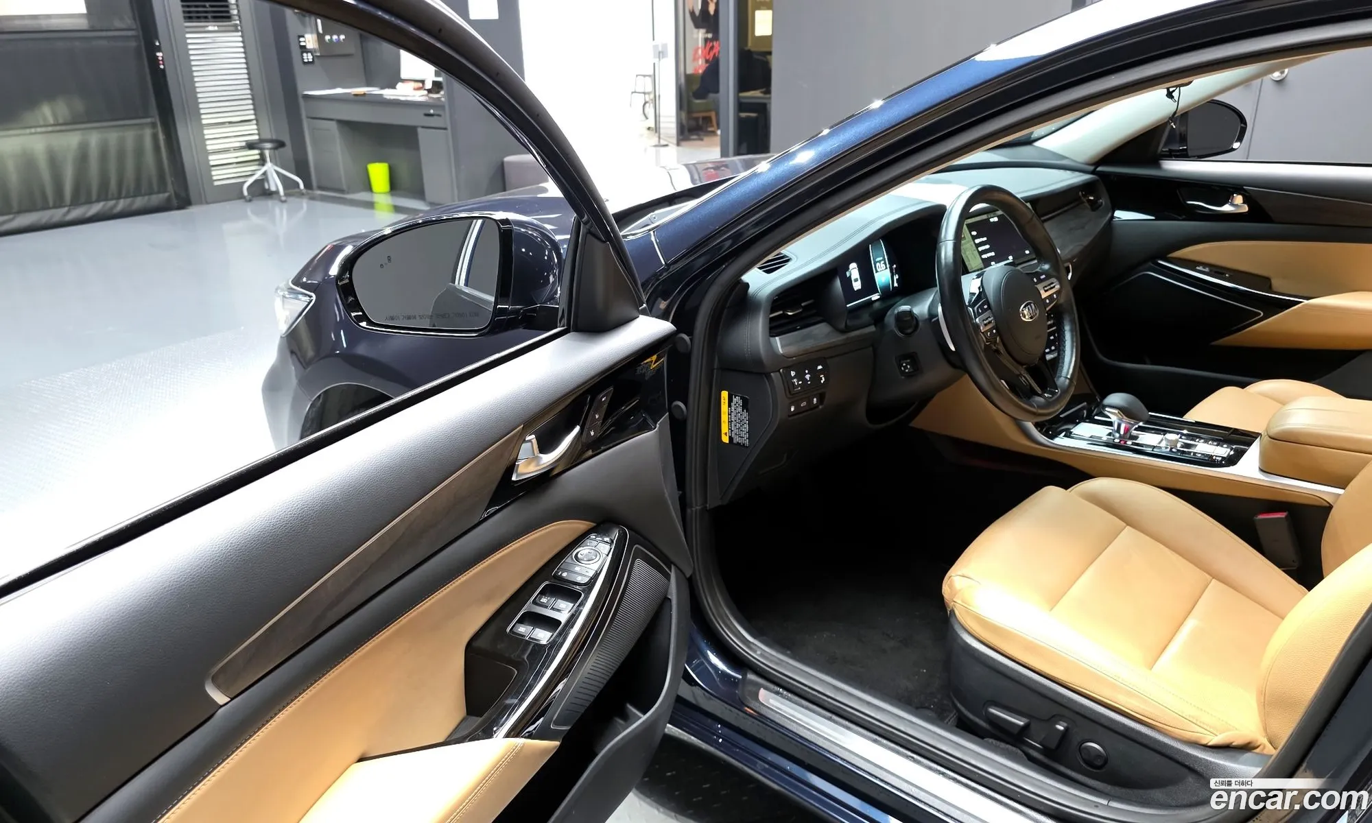 Kia K7 Premier 2019 — 20