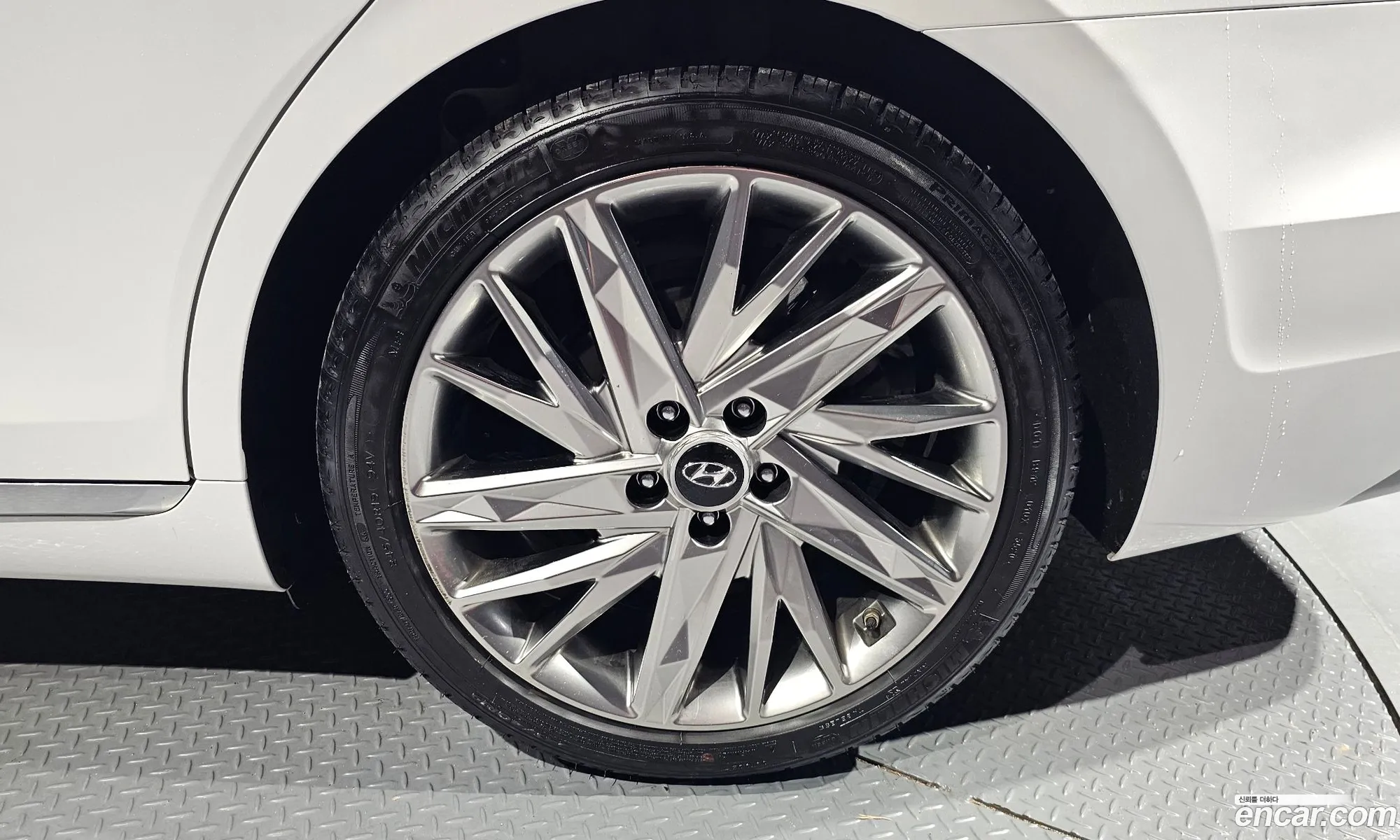 Hyundai Grandeur IG 2021 — 22