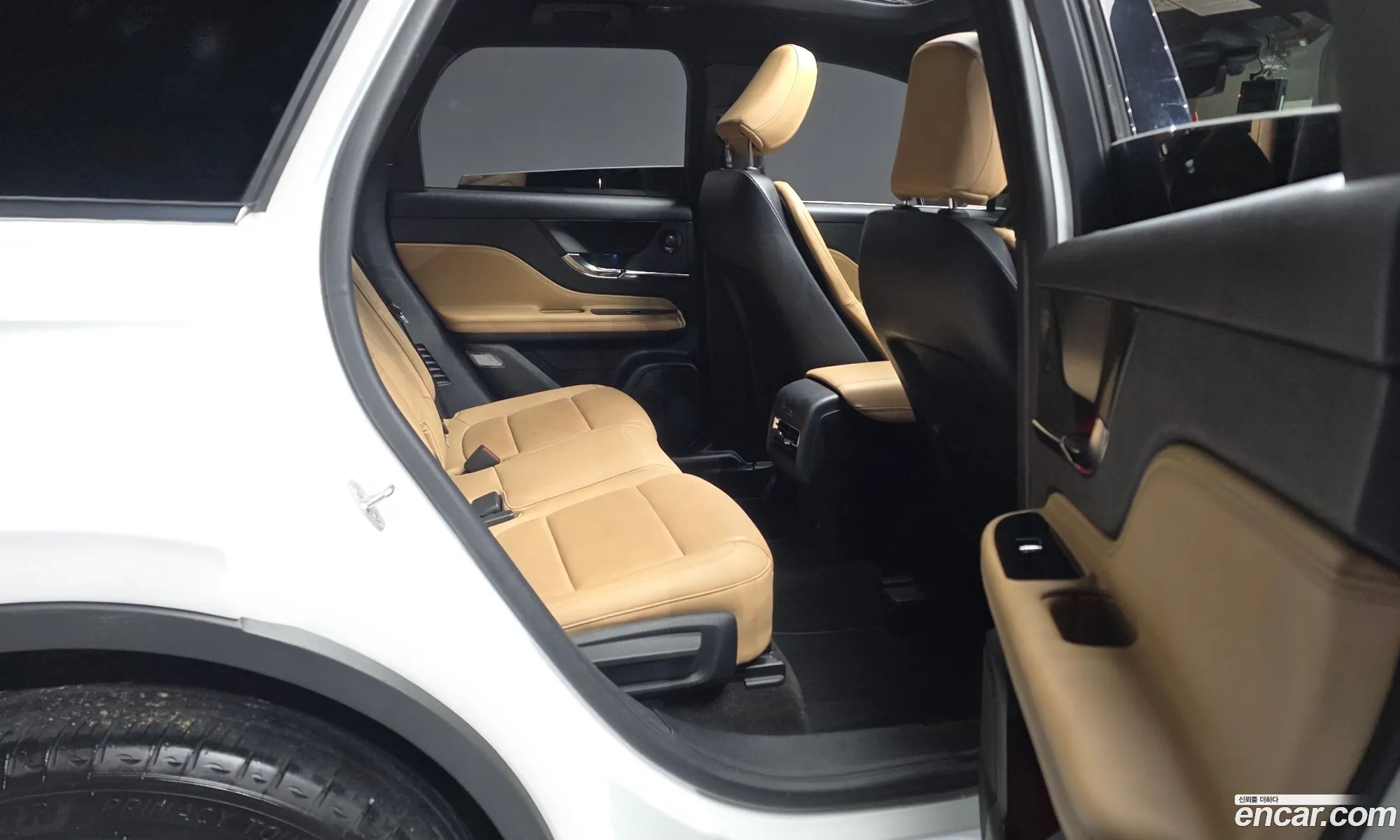 Lincoln Corsair 2021 — 13