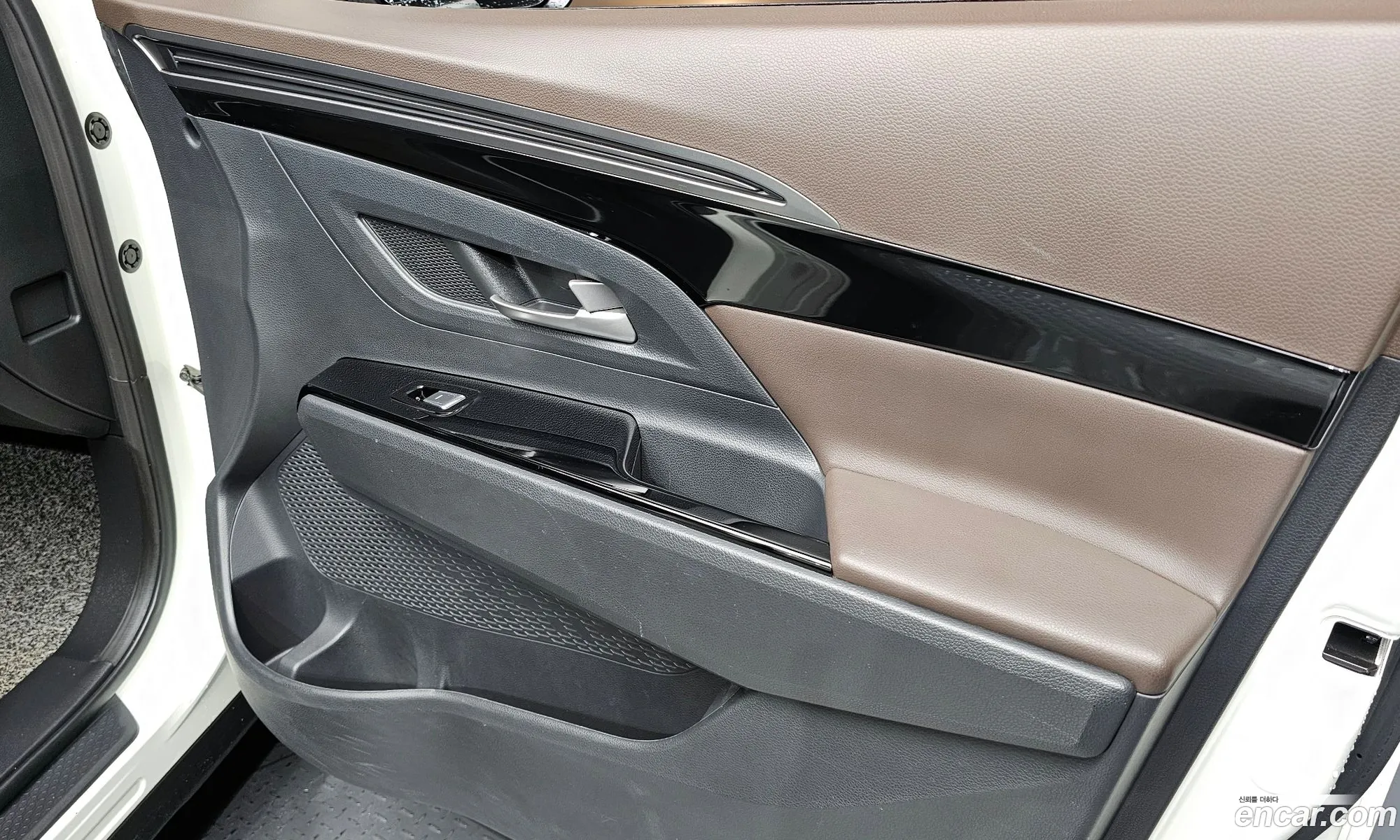 KG Mobility (SsangYong) Beautiful Korando 2020 — 3