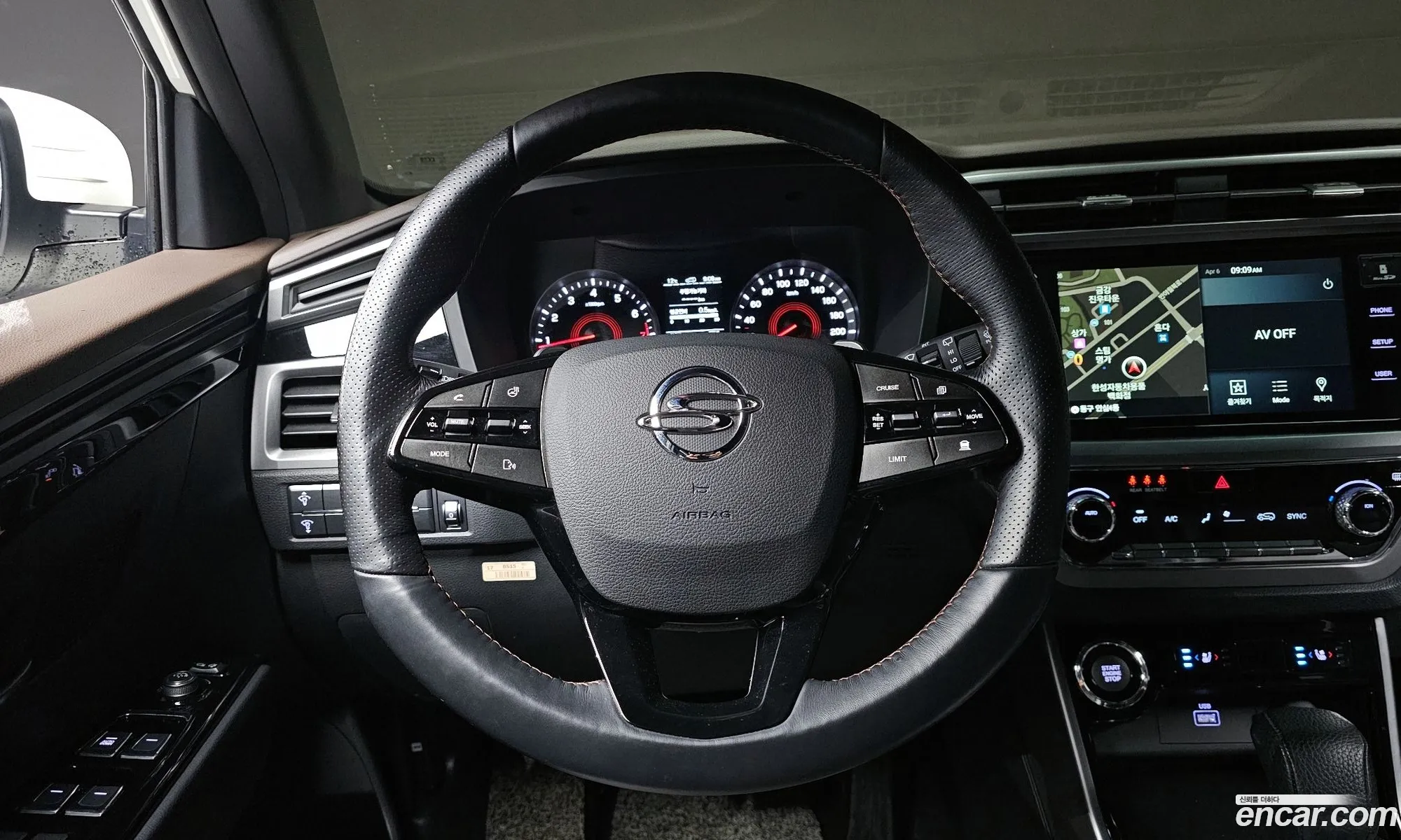 KG Mobility (SsangYong) Beautiful Korando 2020 — 13