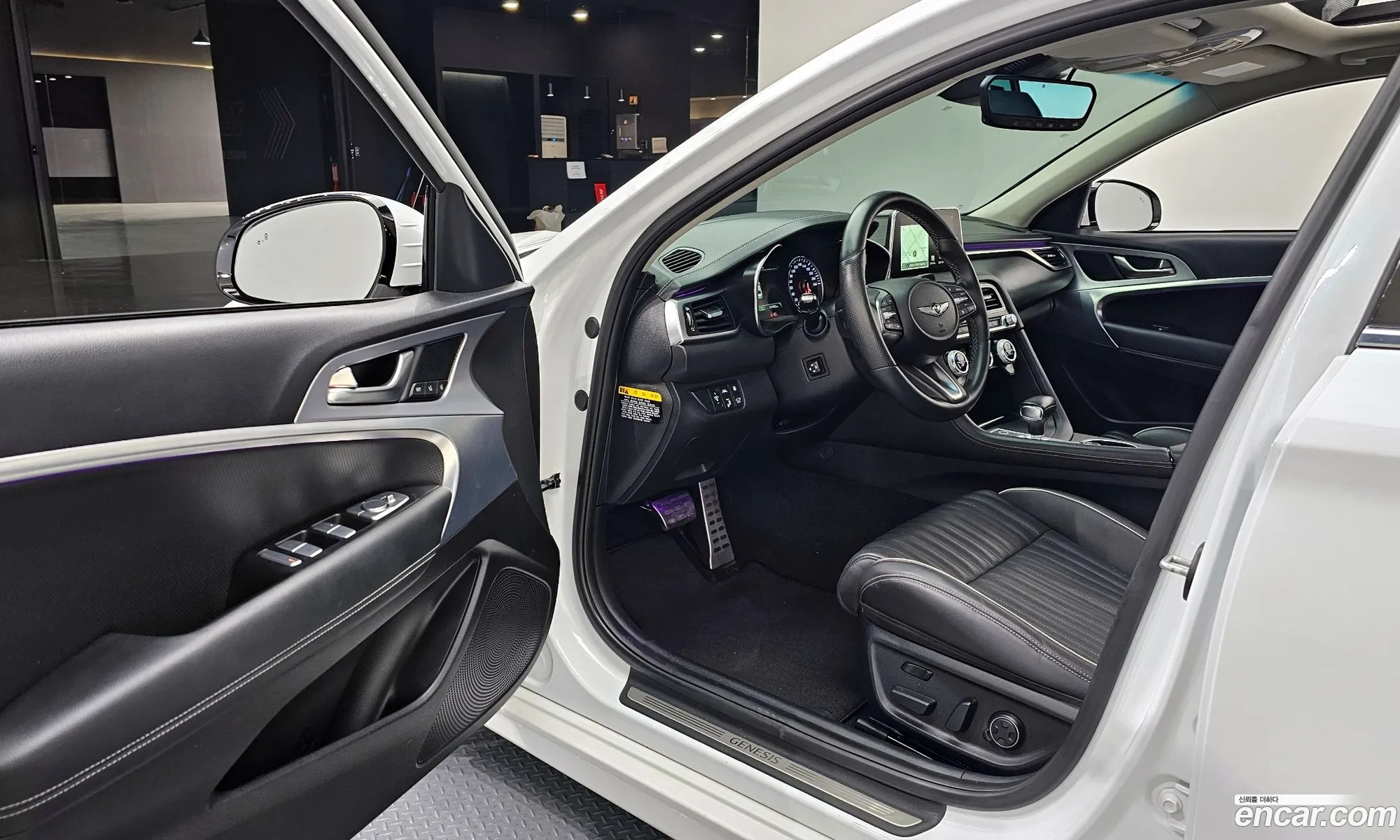 Genesis G70 2020 — 20