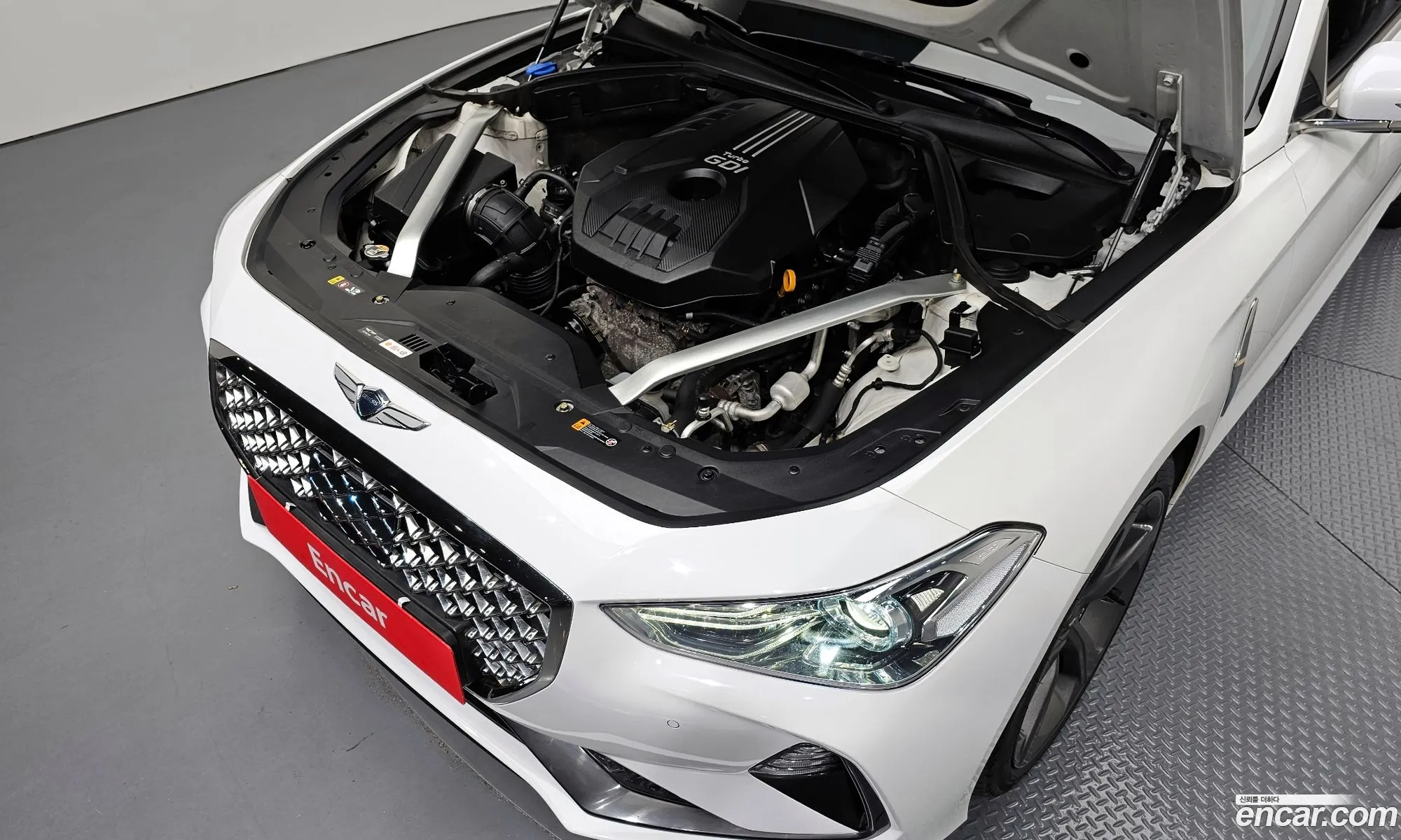 Genesis G70 2020 — 16