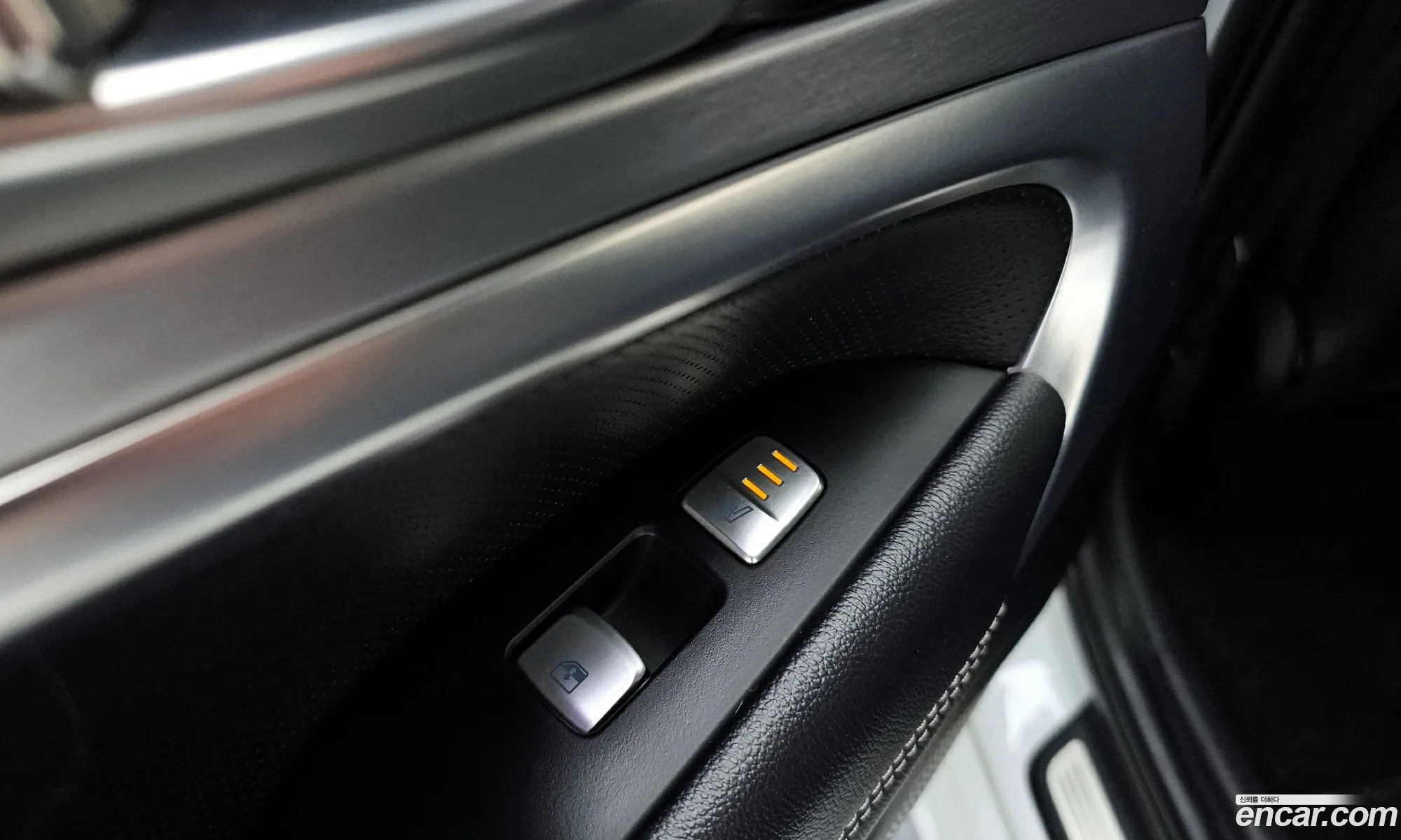 Genesis G70 2020 — 15