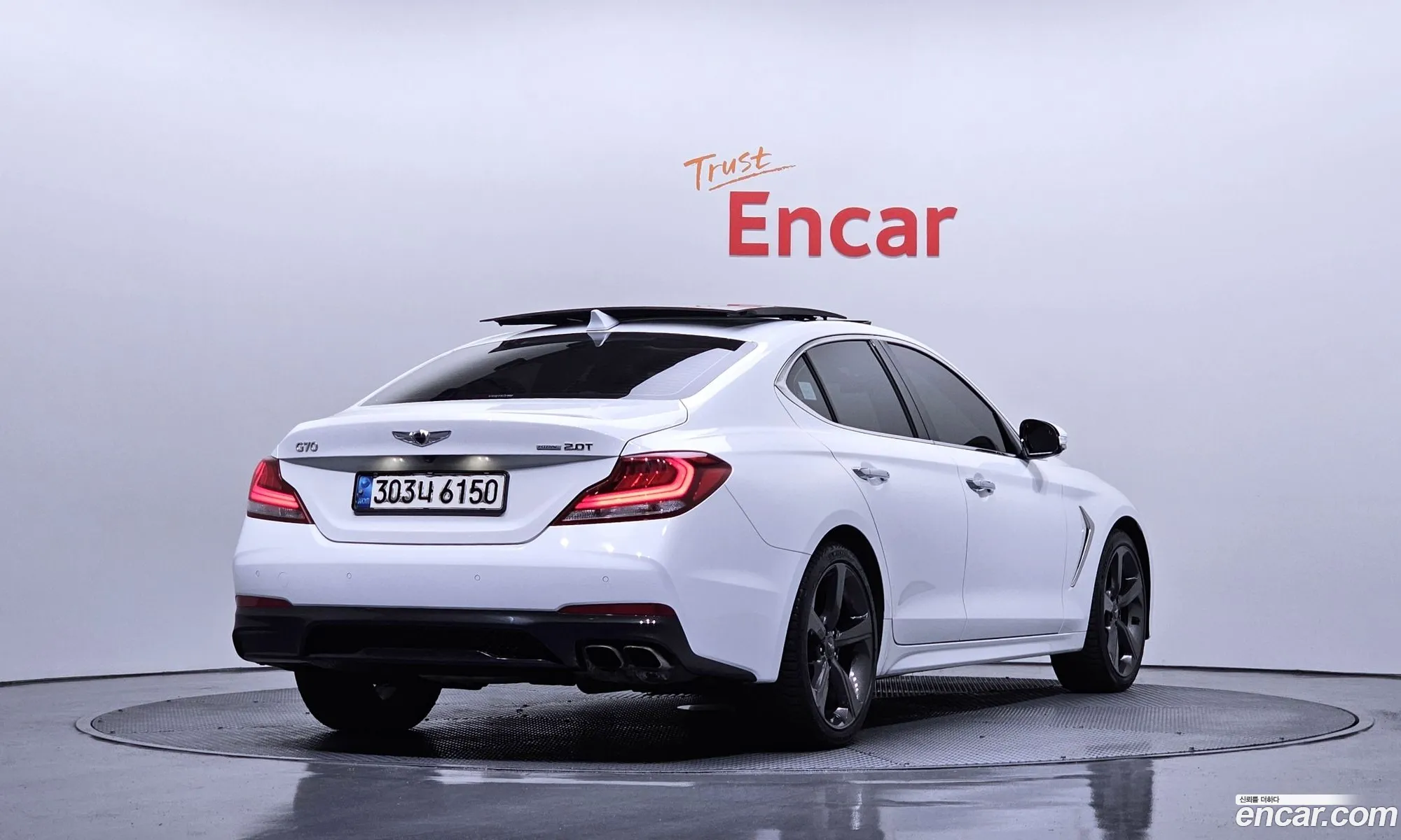 Genesis G70 2020 — 14