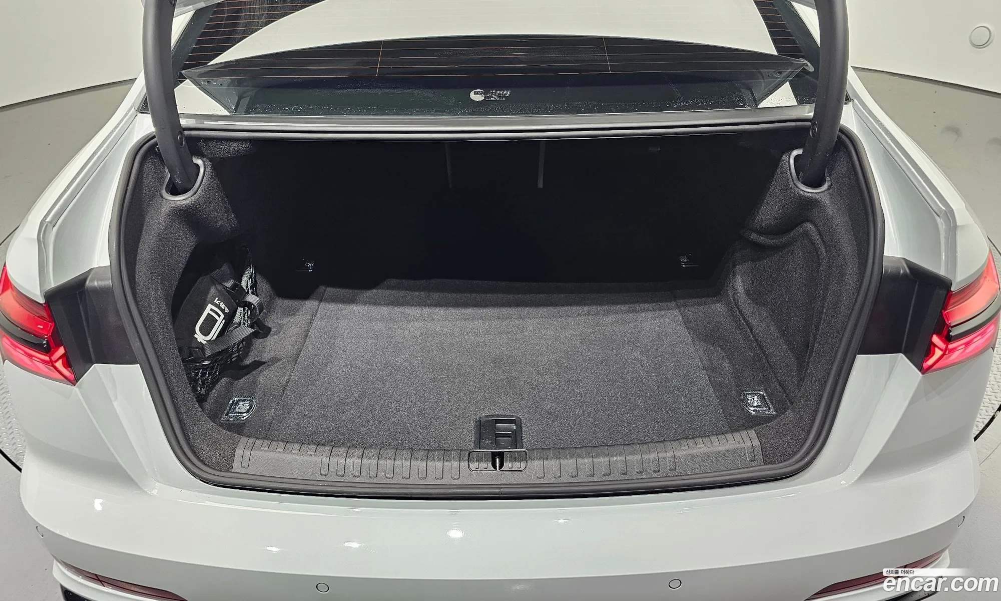 Audi A6 2025 WAUZZZF2XSN008748 — 12