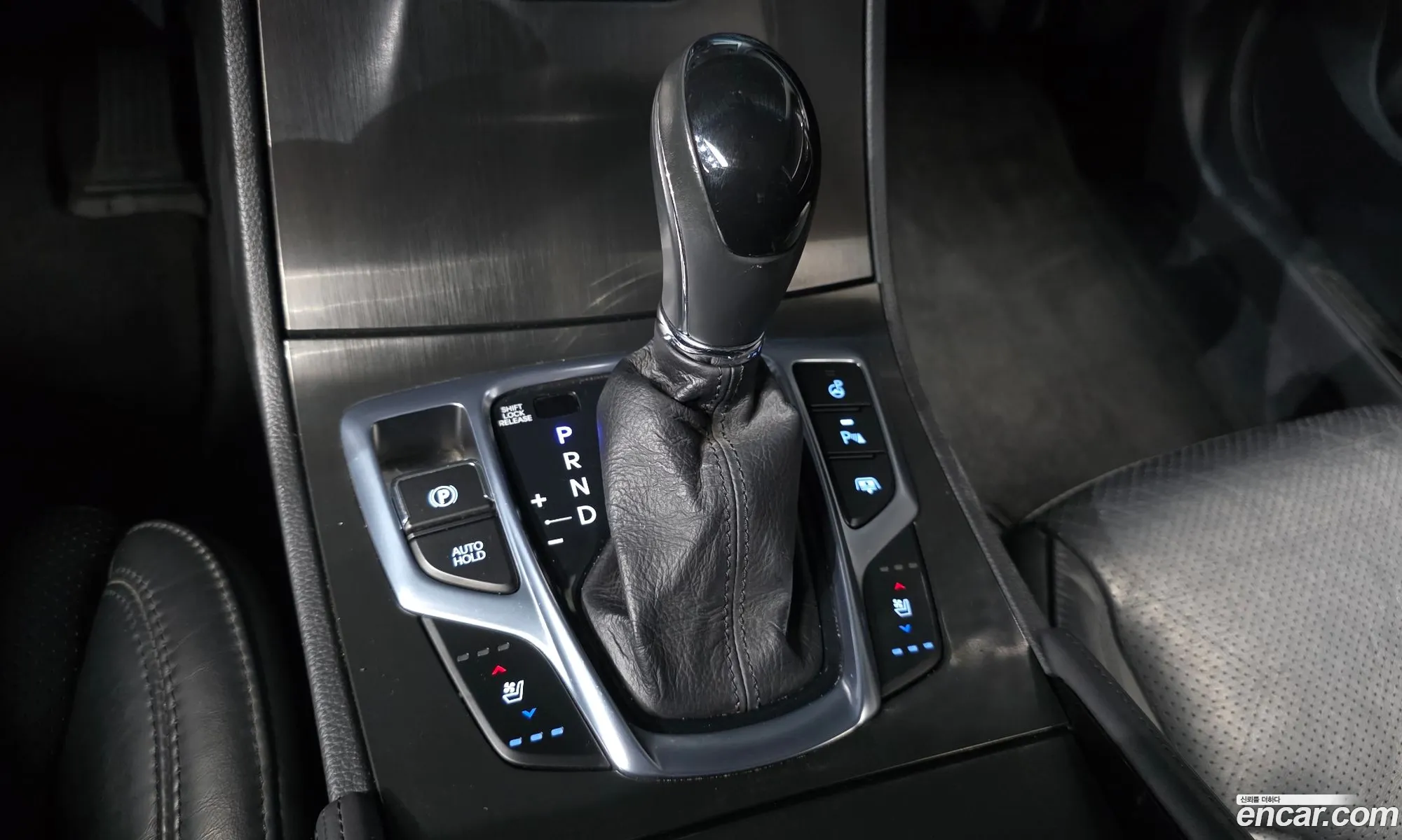 Hyundai Grandeur HG 2014 — 19