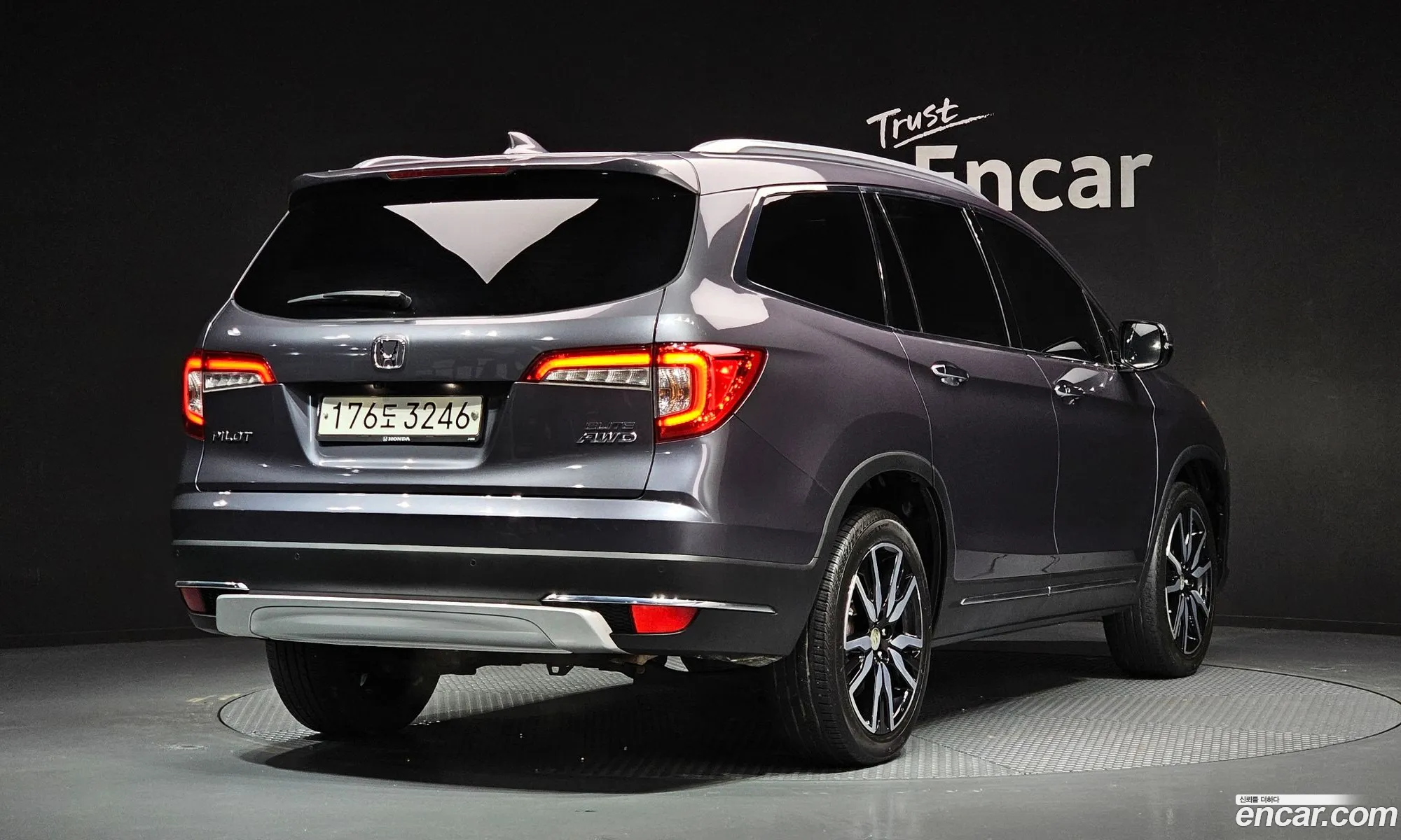 Honda Pilot 2019 5FNYF6800KB201033 — 4