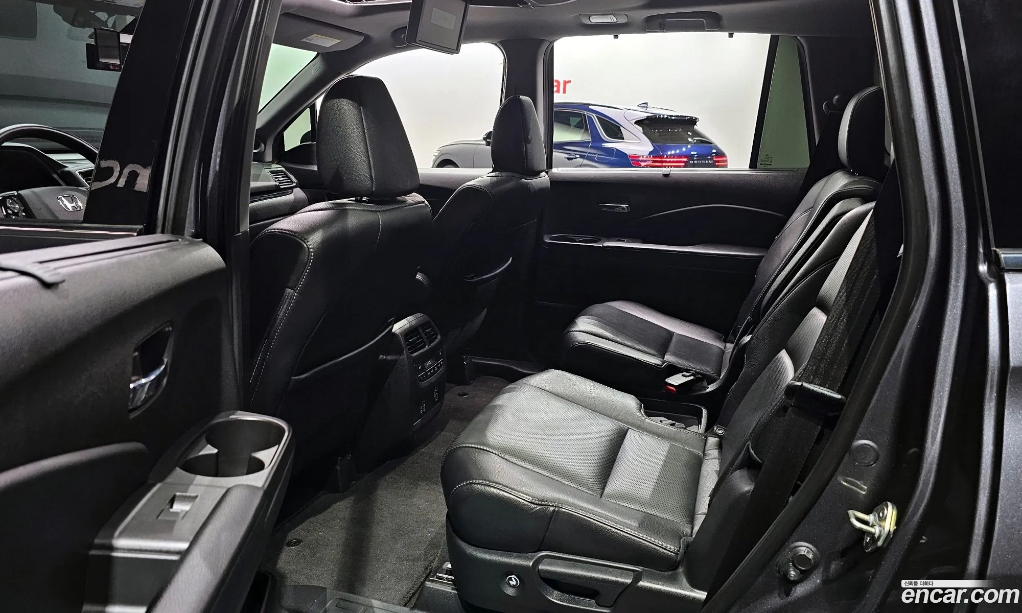 Honda Pilot 2019 5FNYF6800KB201033 — 2