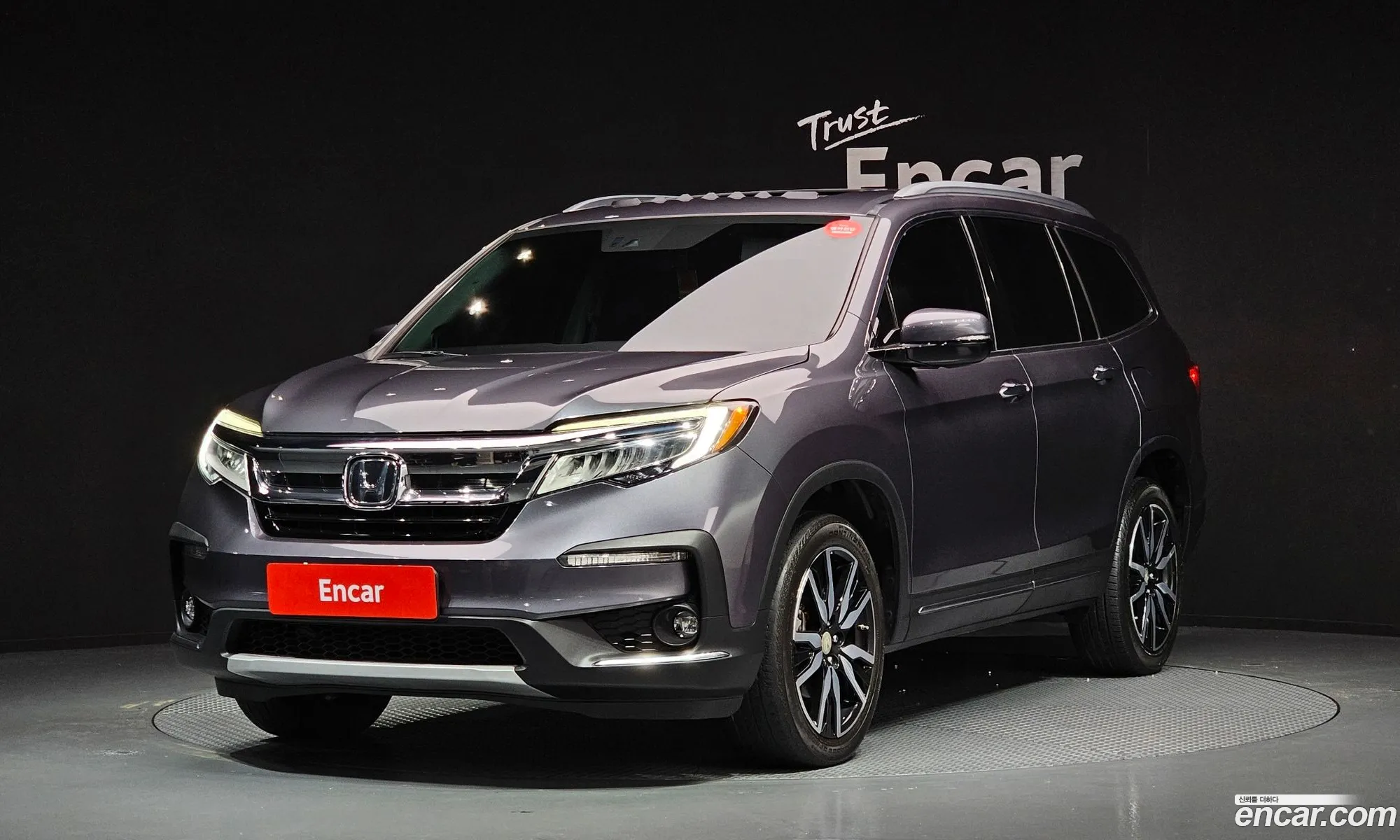 Honda Pilot 2019 5FNYF6800KB201033 — 3