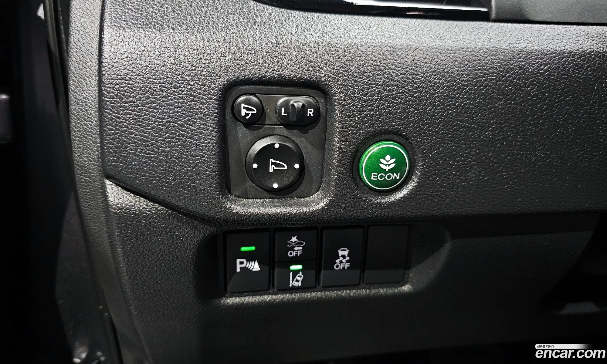 Honda Pilot 2019 5FNYF6800KB201033 — 13