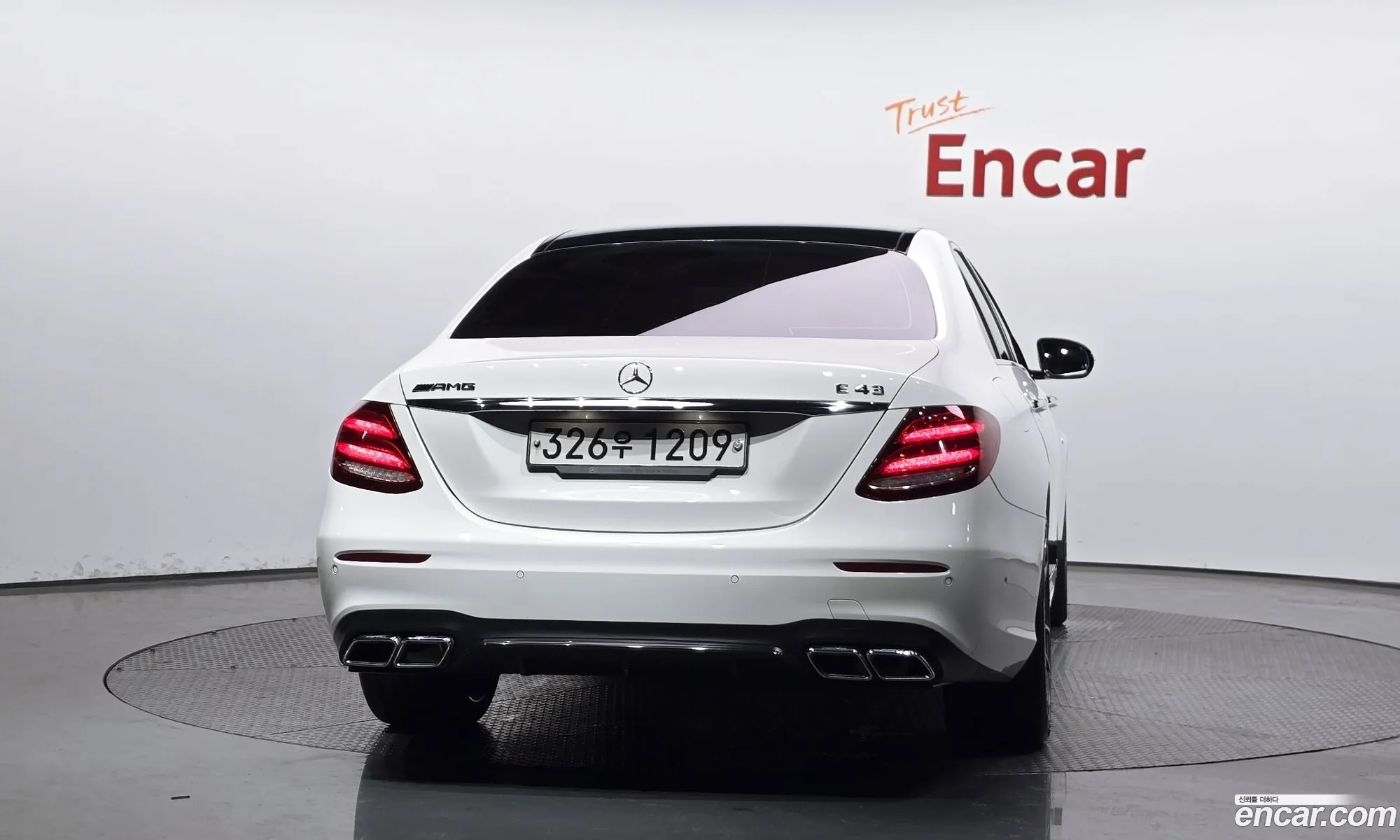 Mercedes-Benz E-Class W213 2018 — 22