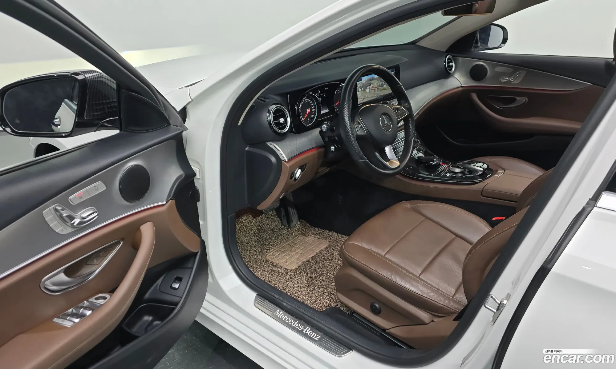 Mercedes-Benz E-Class W213 2018 — 14