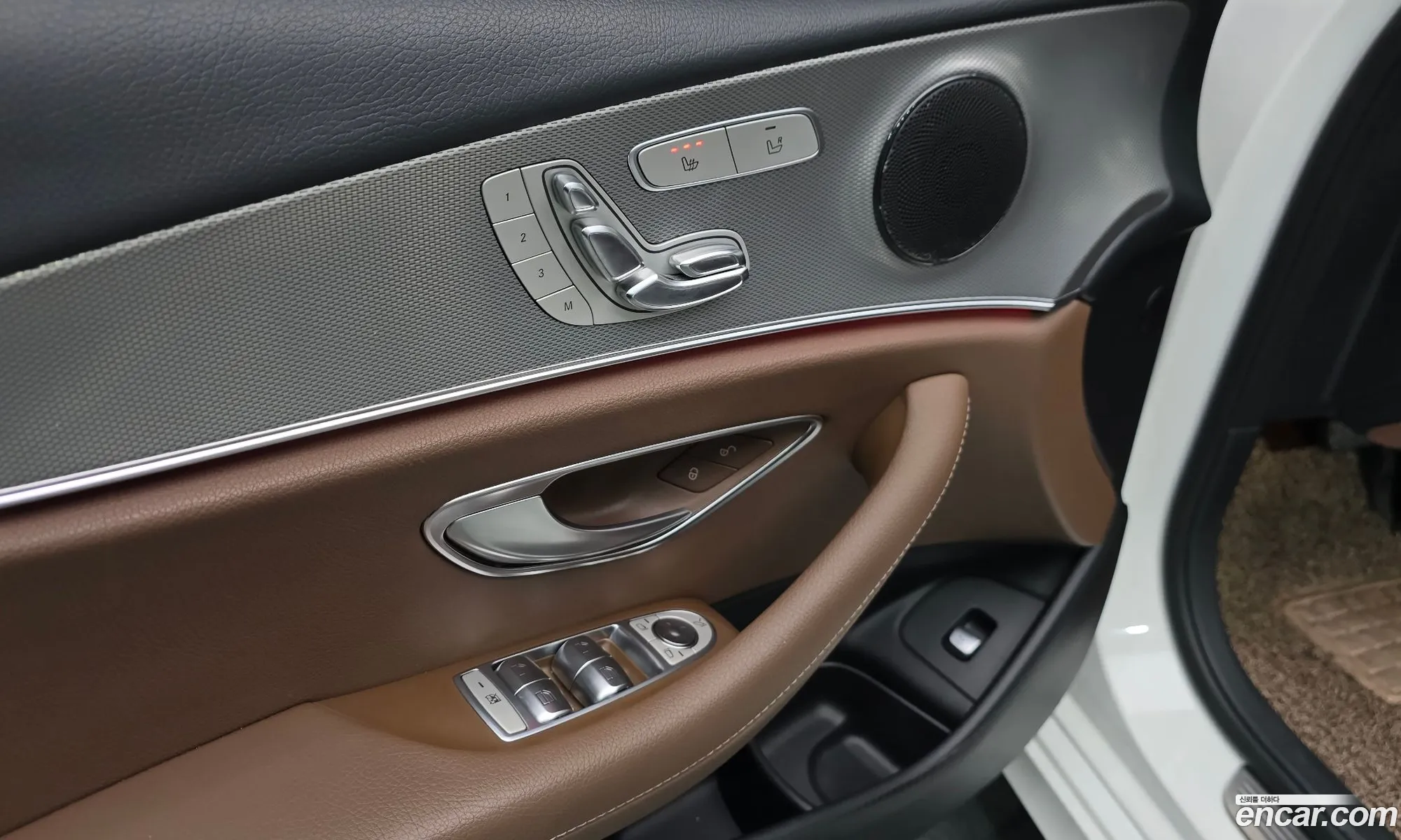 Mercedes-Benz E-Class W213 2018 — 24
