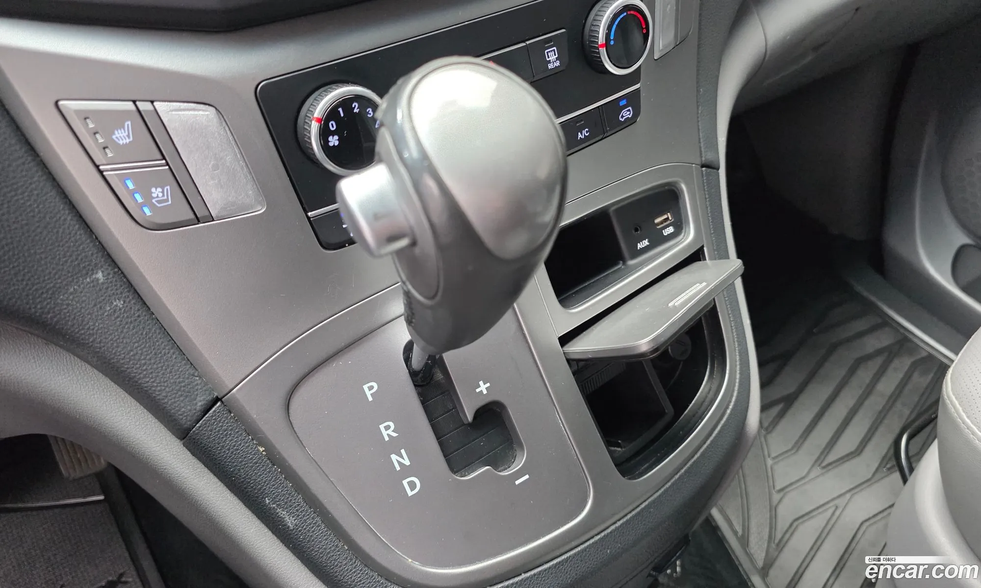 Hyundai Grand Starex 2019 — 14