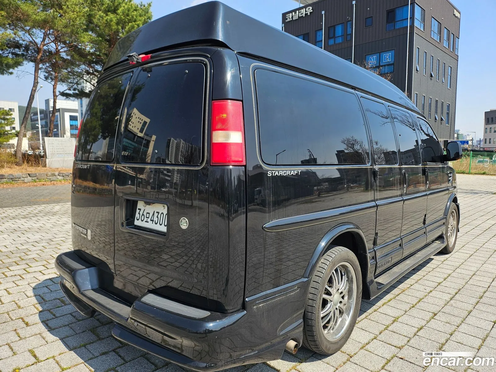 Chevrolet Express Van 2012 — 9