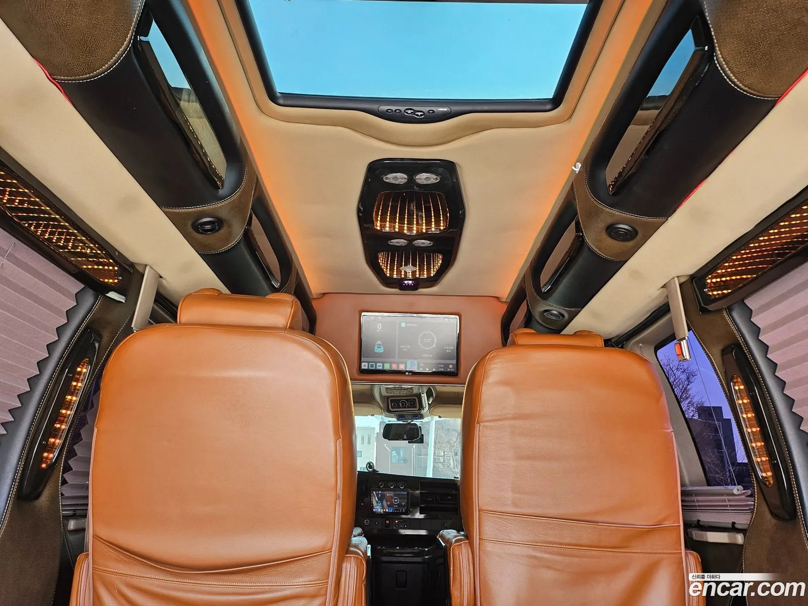 Chevrolet Express Van 2012 — 16