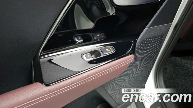 Kia Niro 2020 — 27