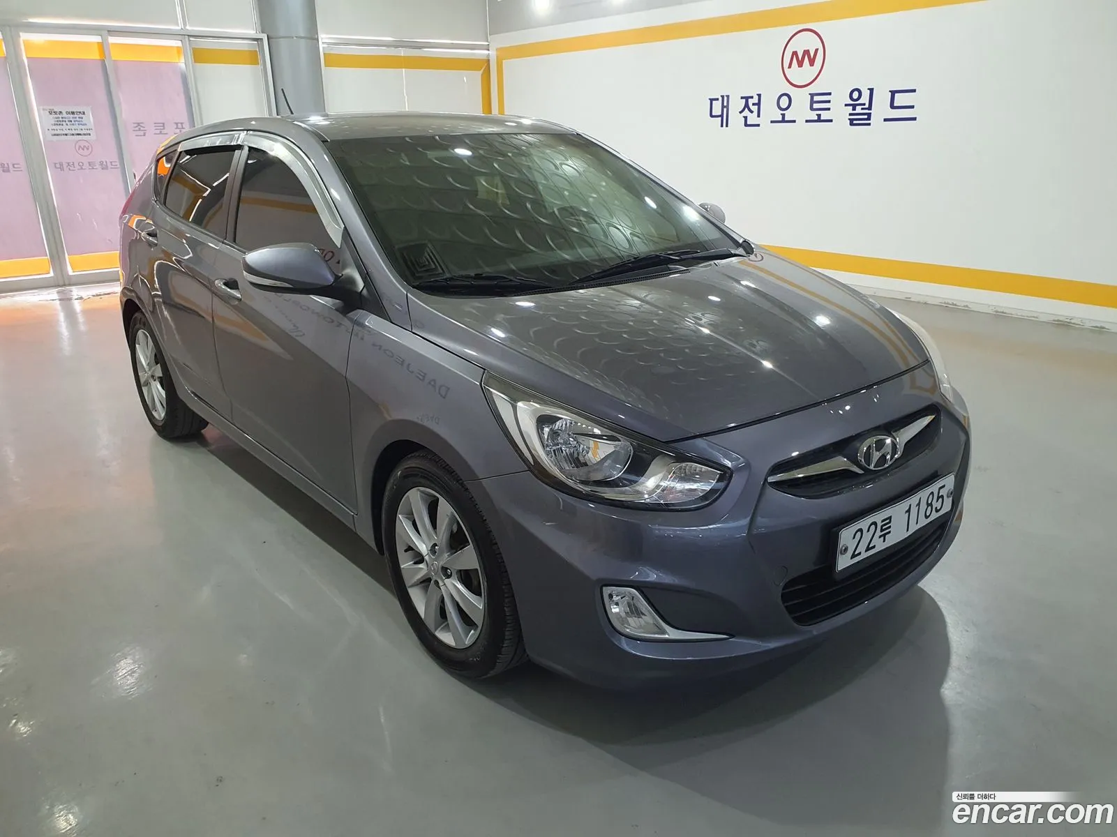 Hyundai Accent 2014 — 14