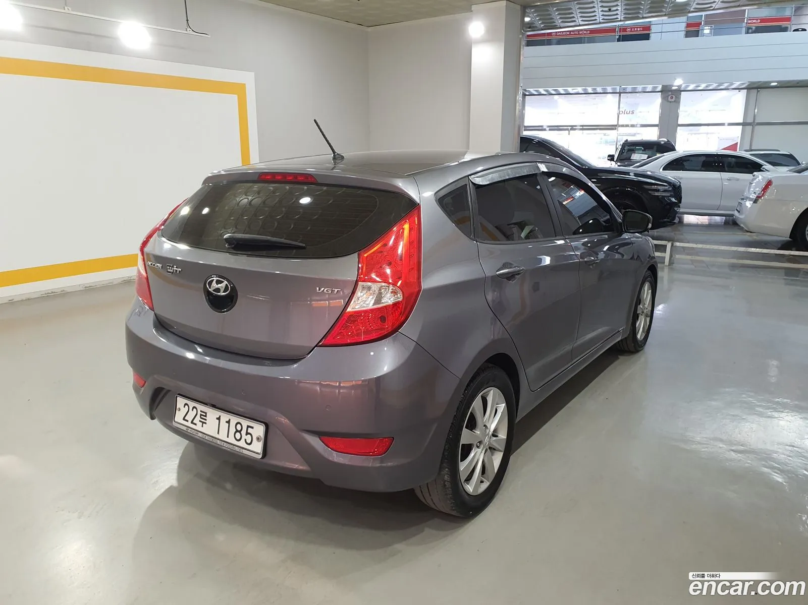Hyundai Accent 2014 — 12