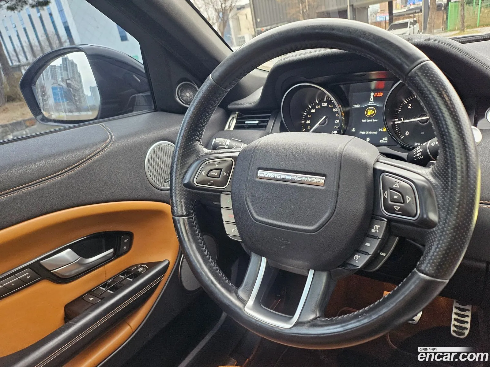 Land Rover Range Rover Evoque 2017 — 13