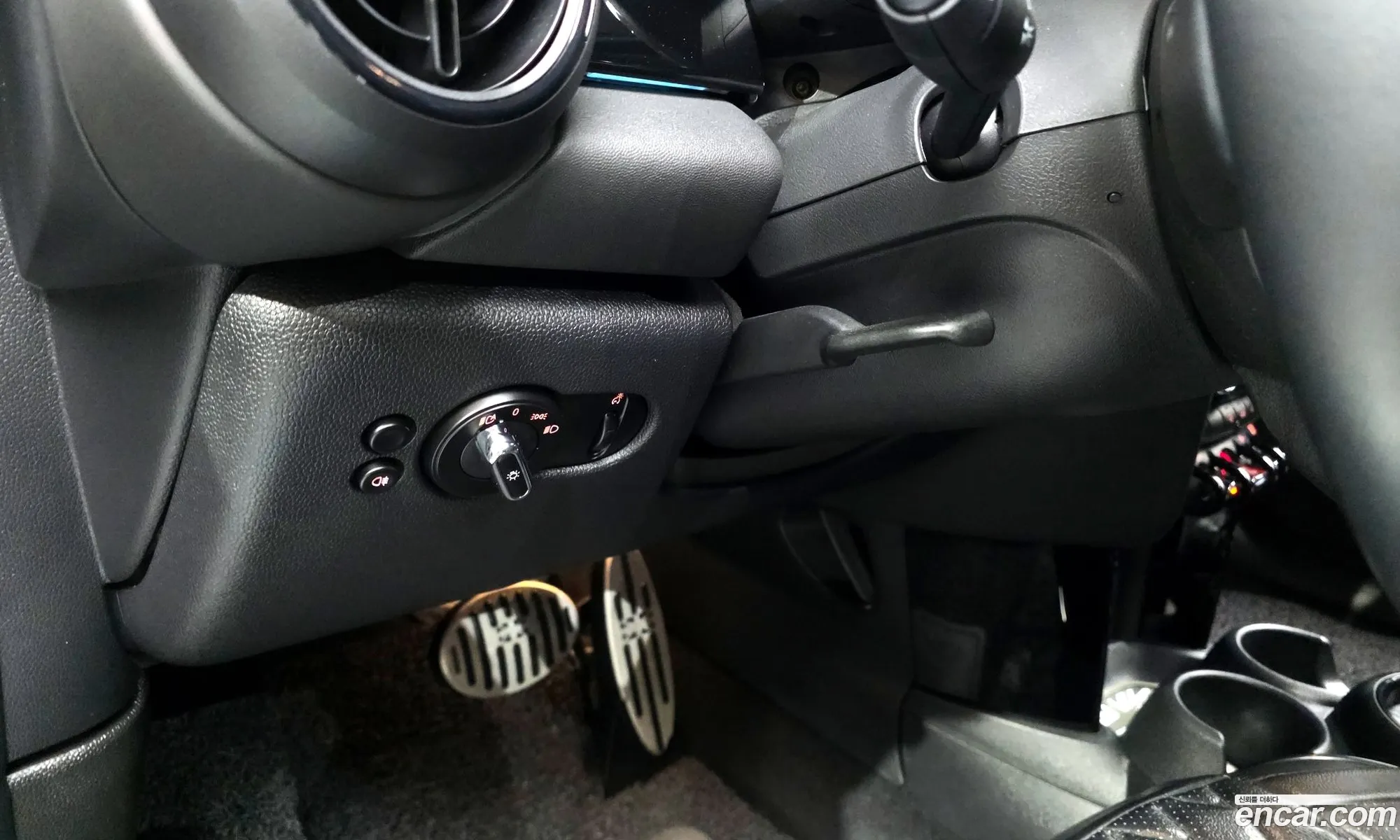 Mini Cooper 2021 WMW41DK09N2R24853 — 8