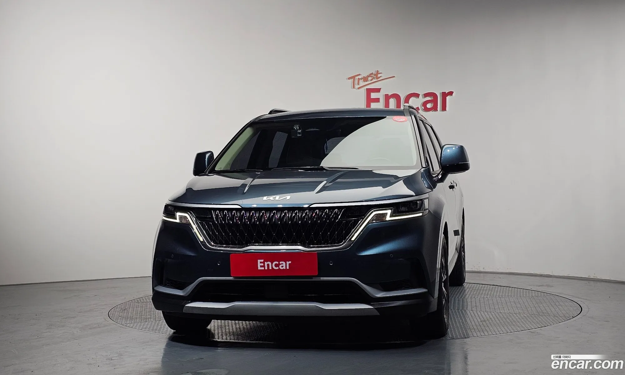 Kia Carnival 2021 — 5