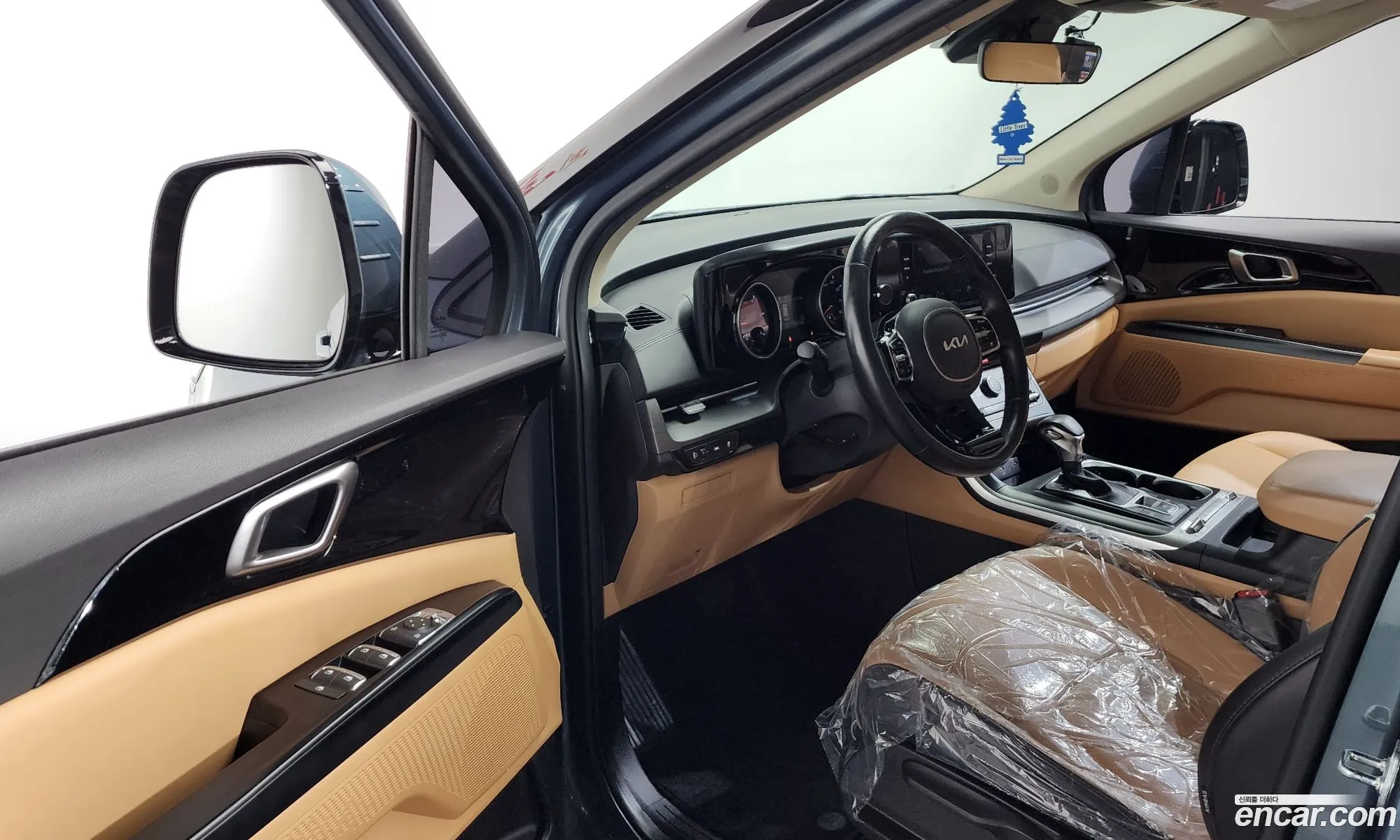 Kia Carnival 2021 — 15