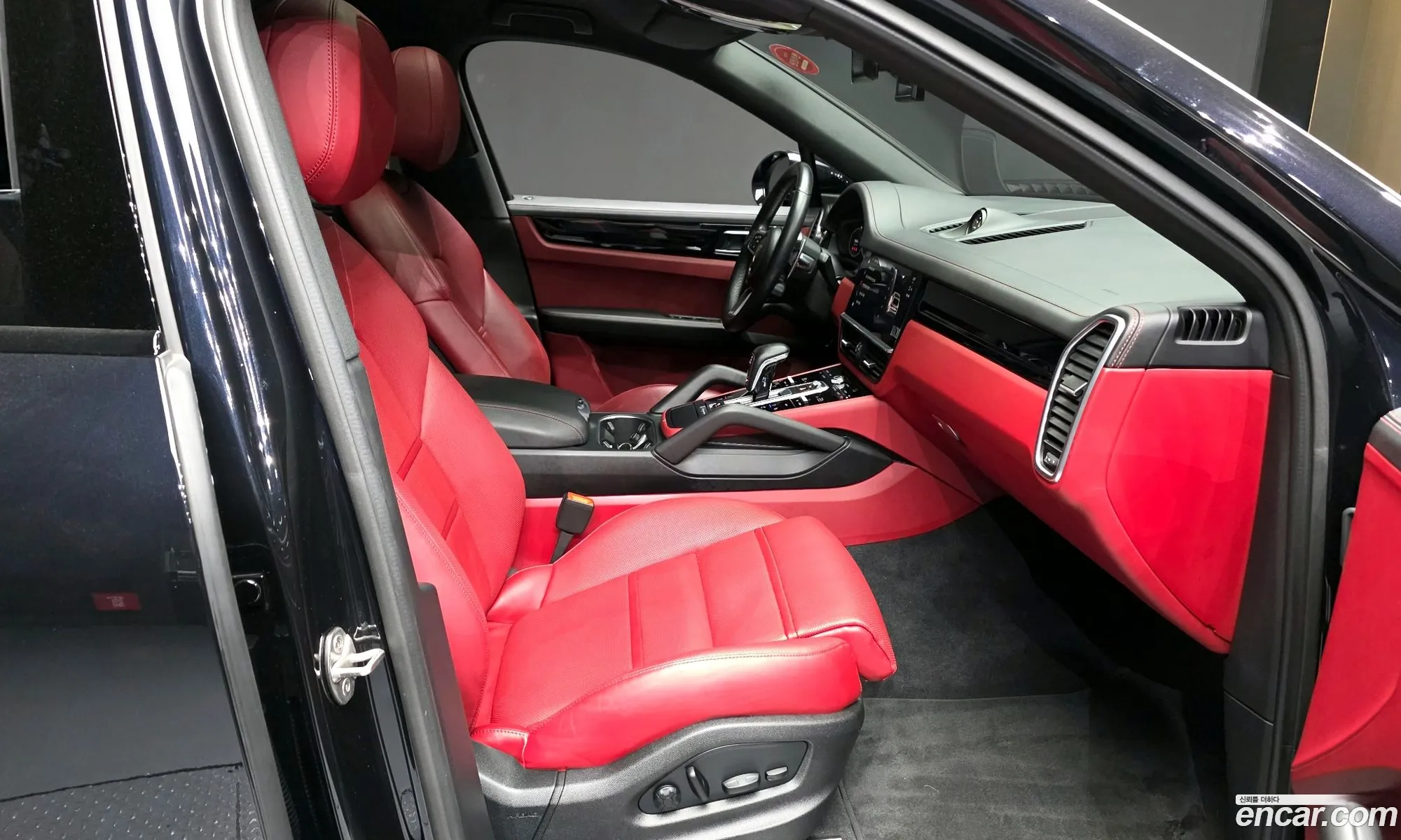 Porsche Cayenne 2022 — 22