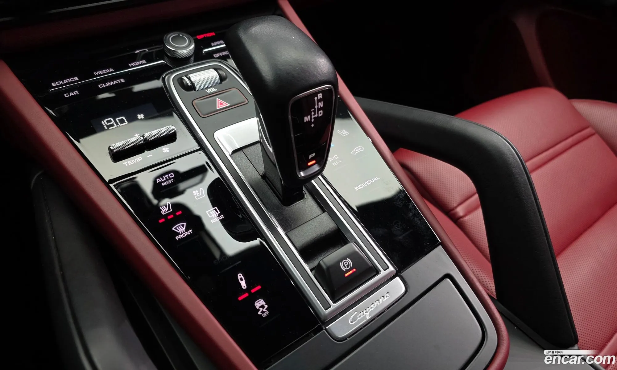 Porsche Cayenne 2022 — 18