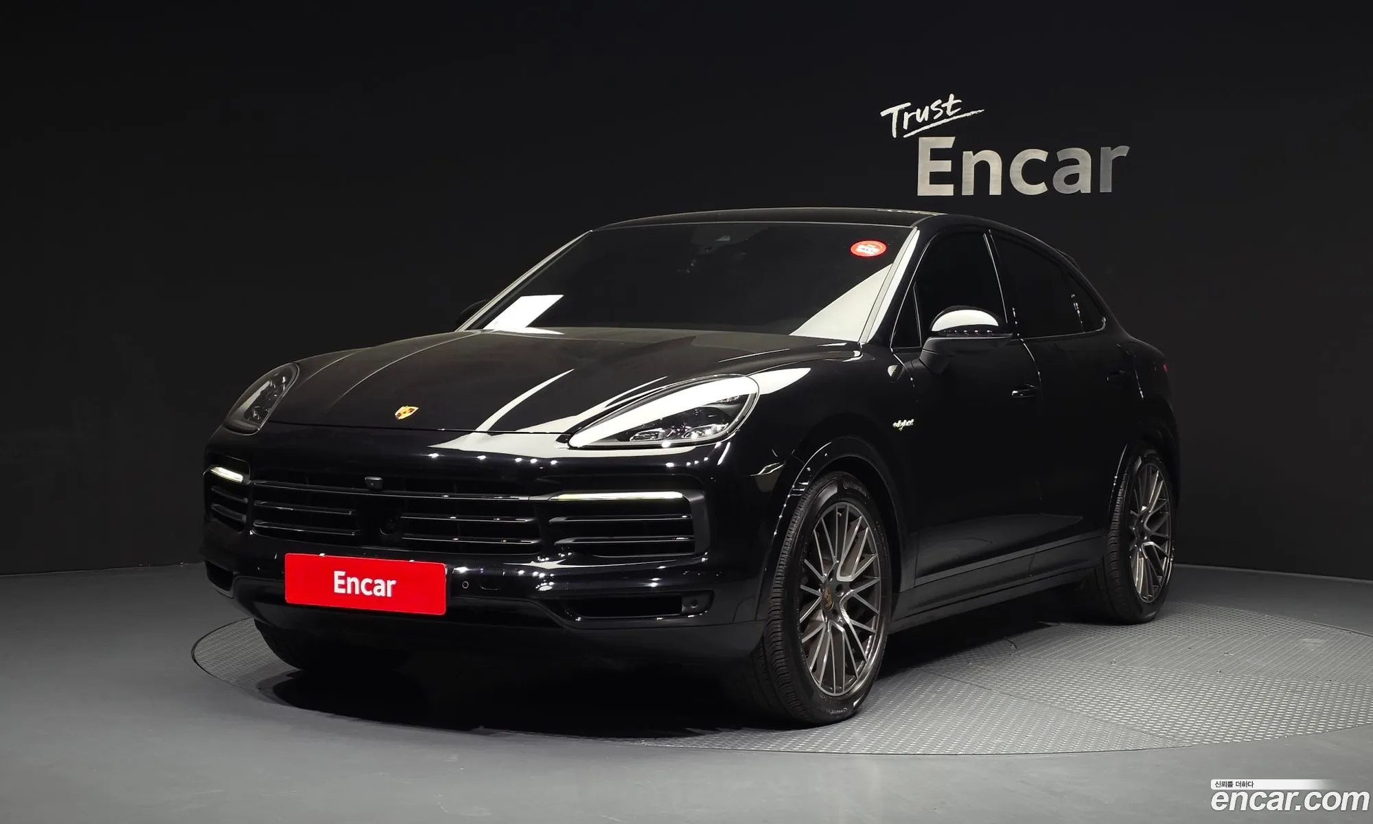 Porsche Cayenne 2022 — 24