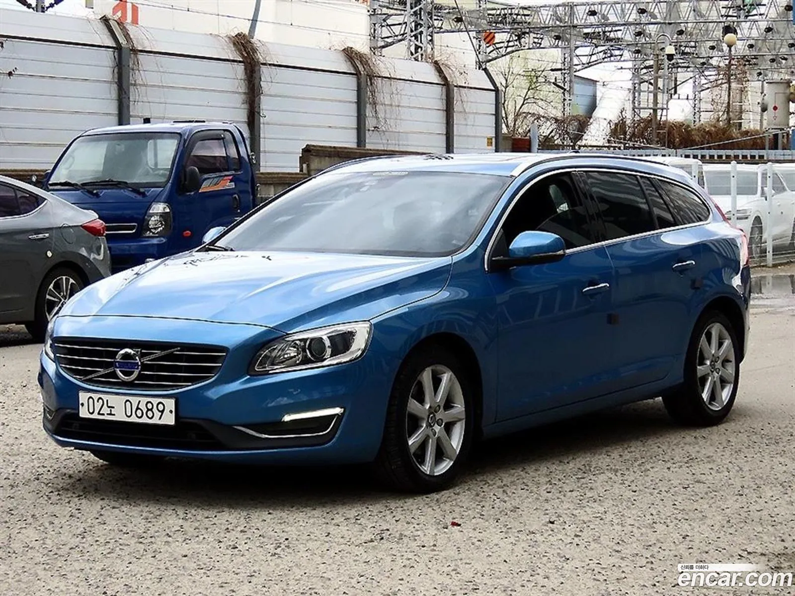 Volvo V60 2016 — 12