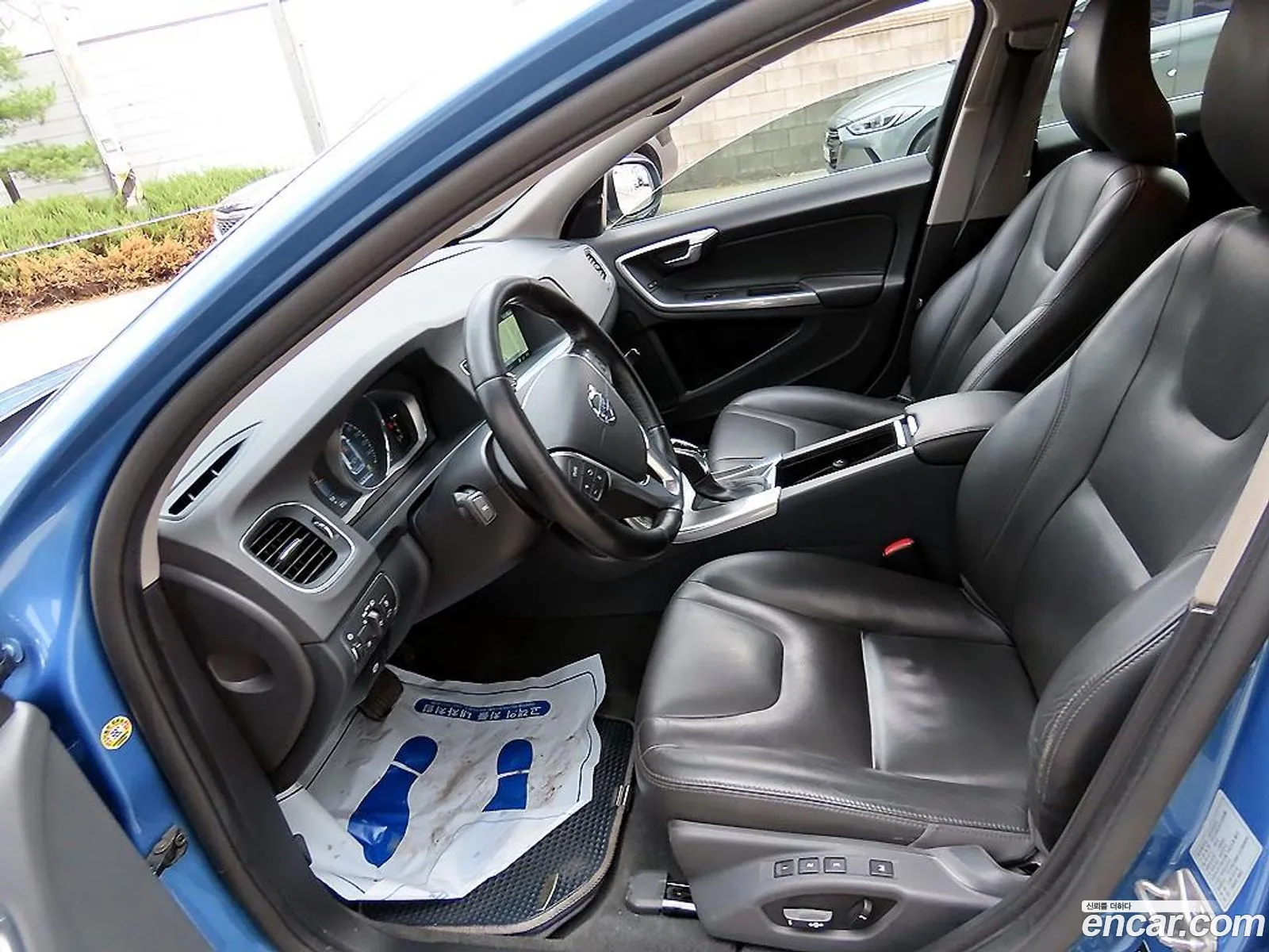 Volvo V60 2016 — 14