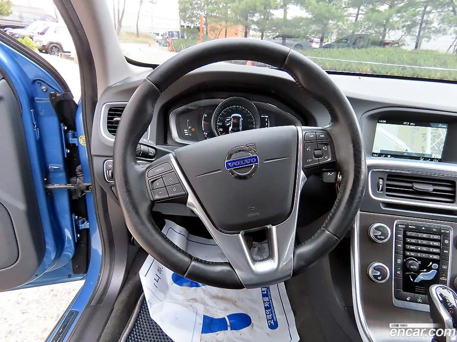 Volvo V60 2016 — 15