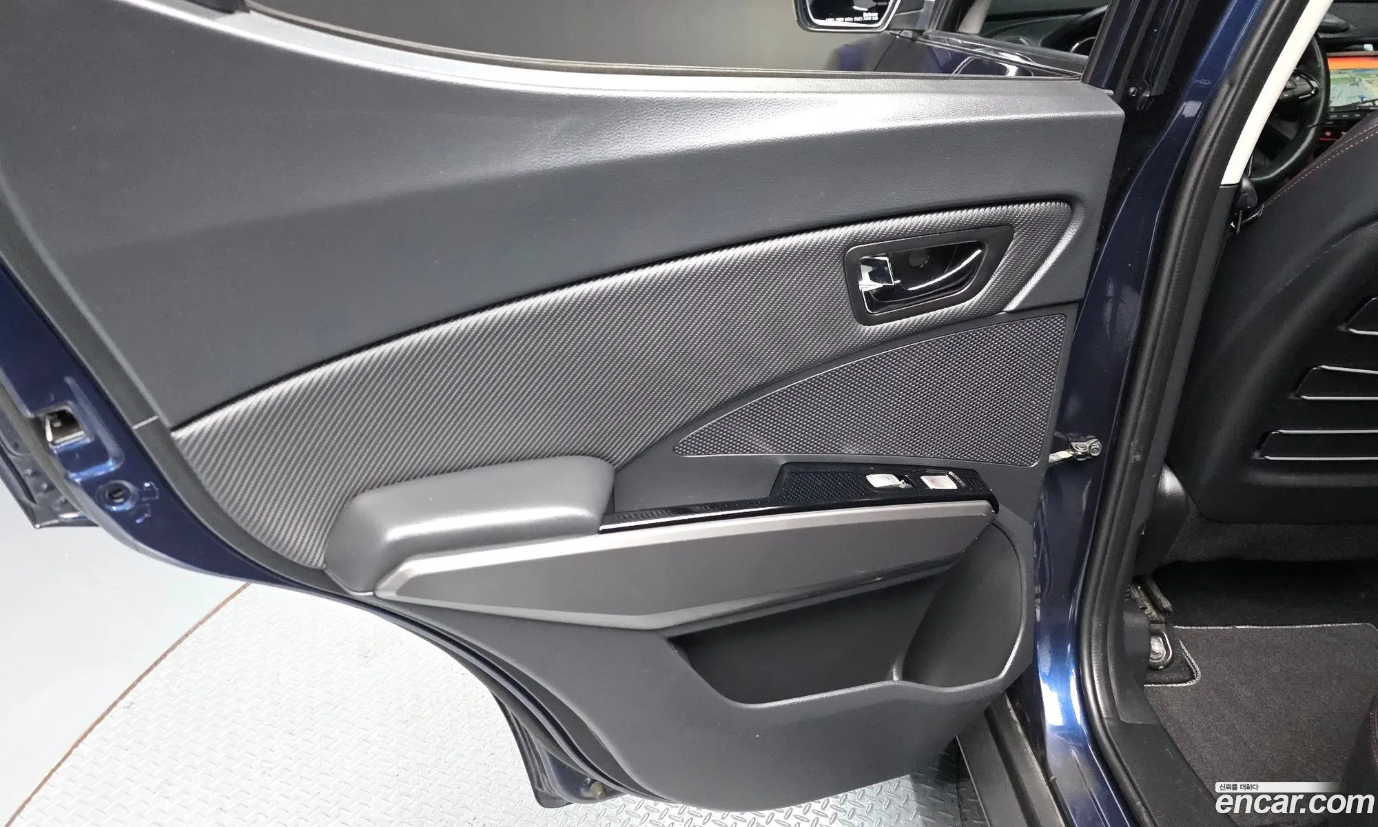 KG Mobility (SsangYong) Tivoli Air 2017 — 12