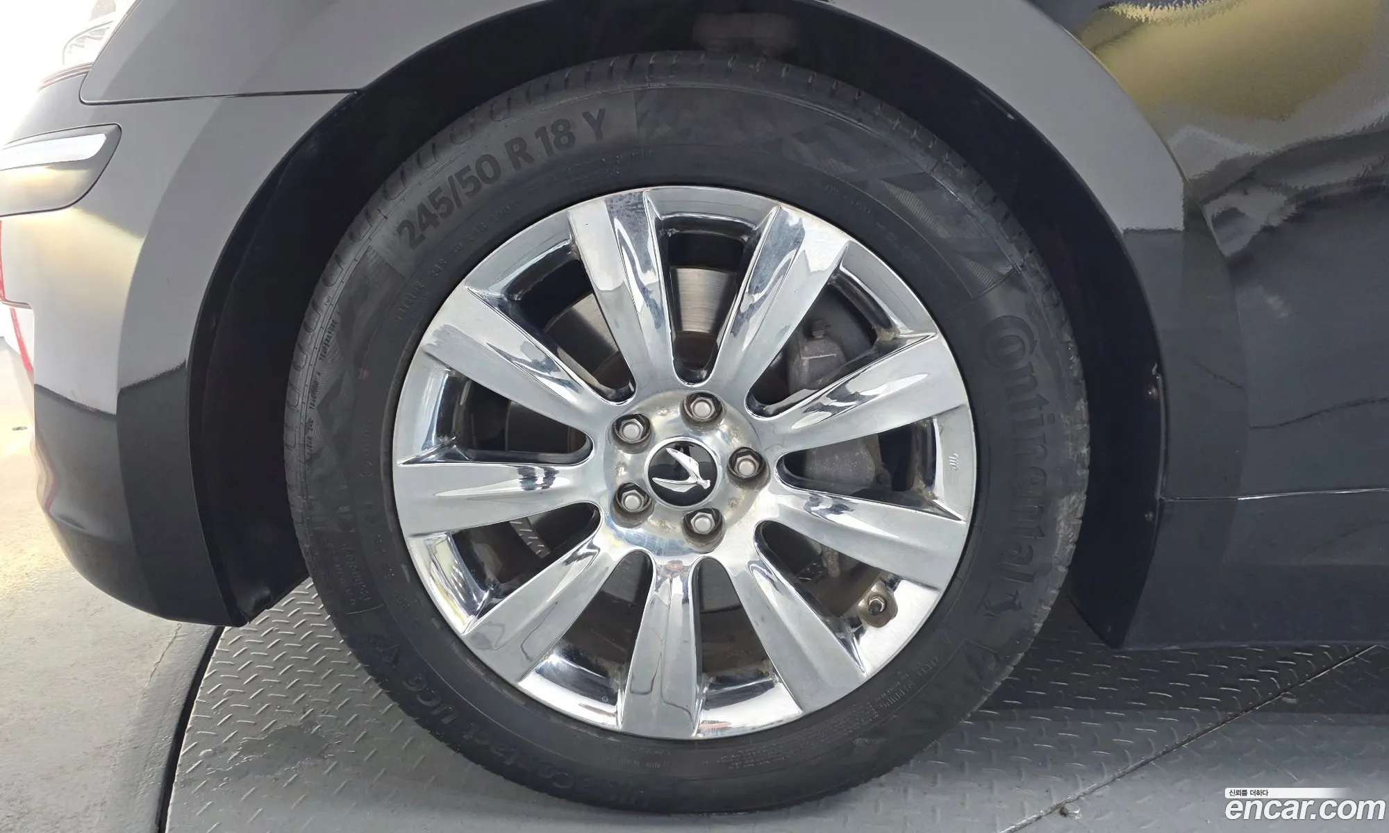 Hyundai Equus 2011 — 11