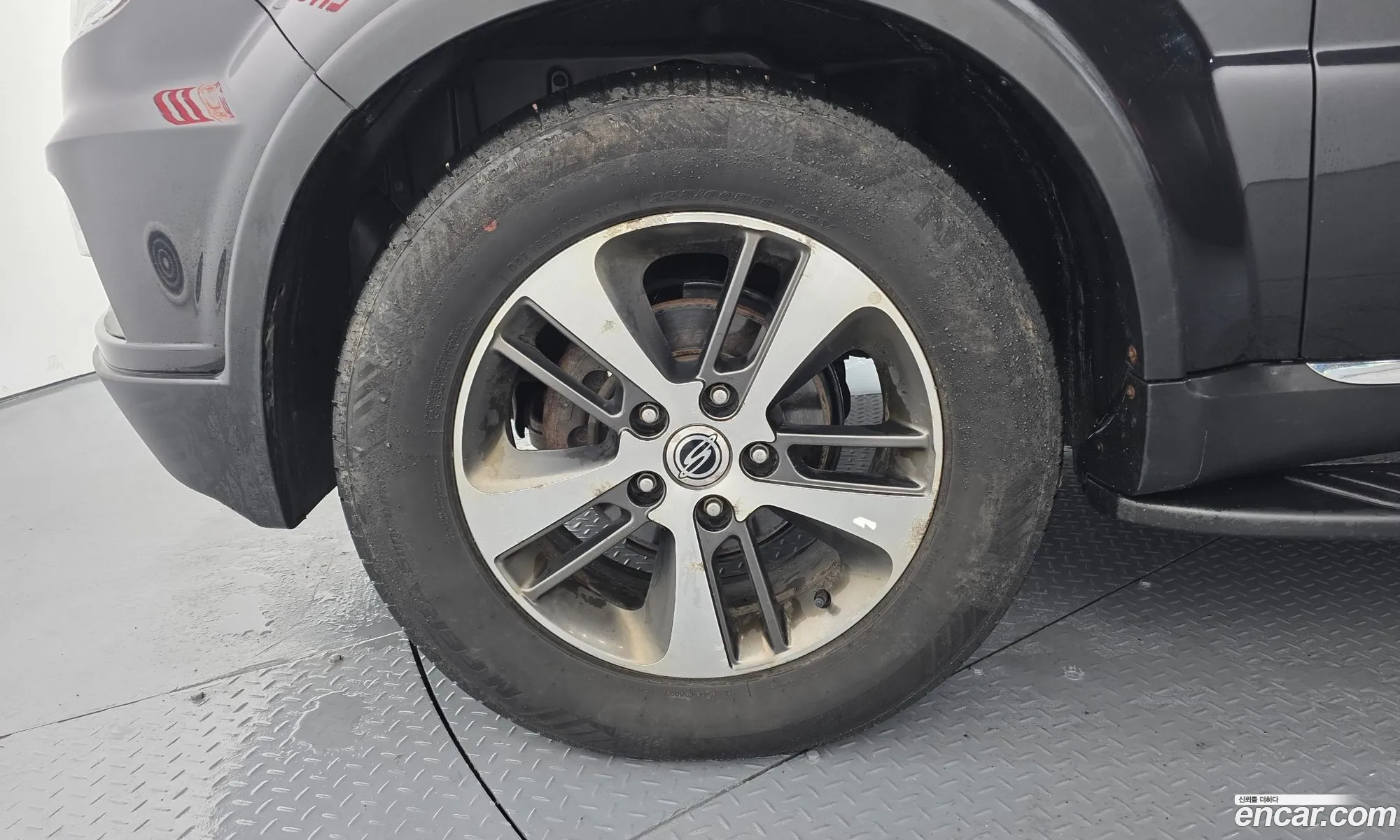 KG Mobility (SsangYong) Rexton W 2016 — 12