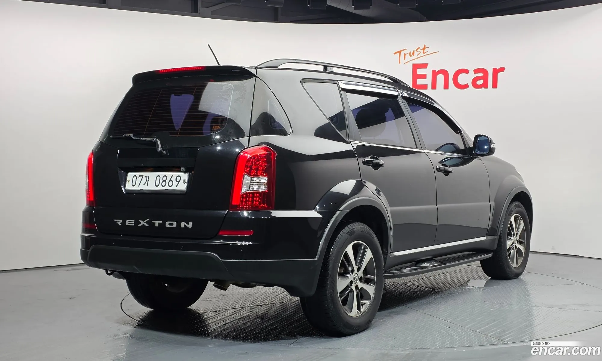 KG Mobility (SsangYong) Rexton W 2016 — 19