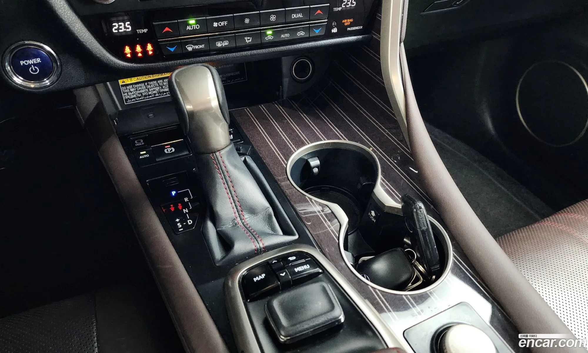 Lexus RX450h 2018 — 12