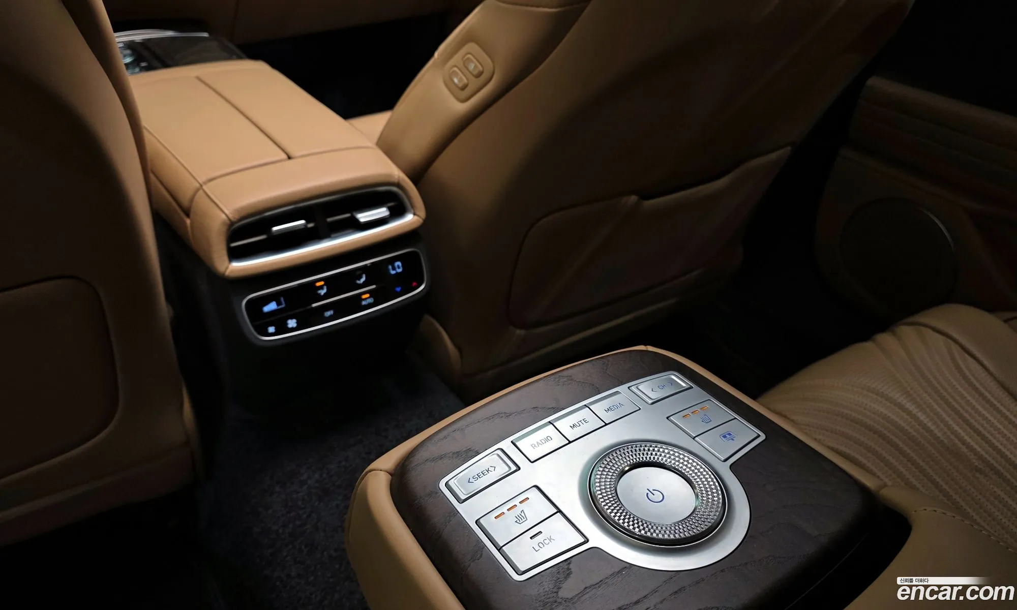Genesis G80 2022 — 15