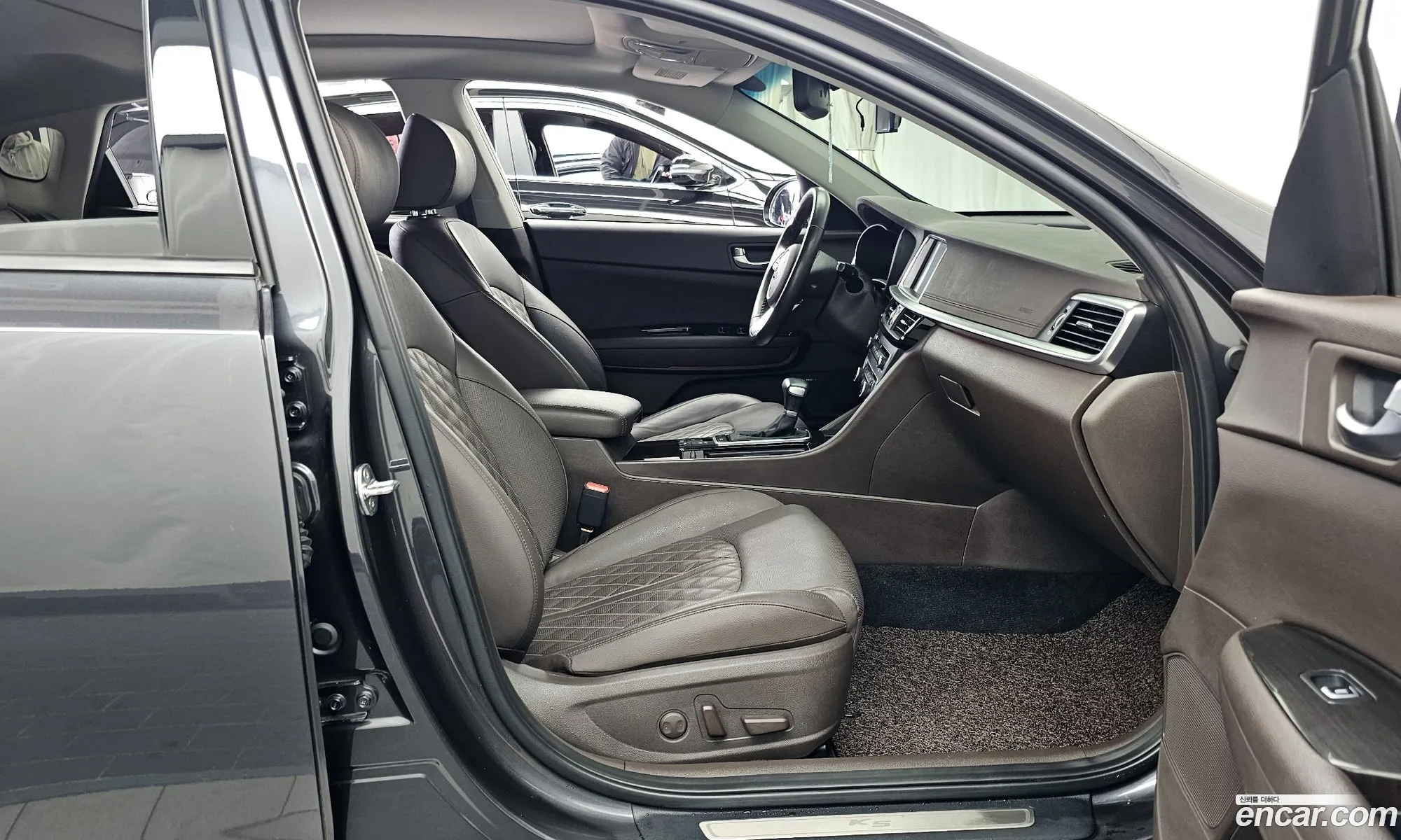 Kia K5 2019 — 11