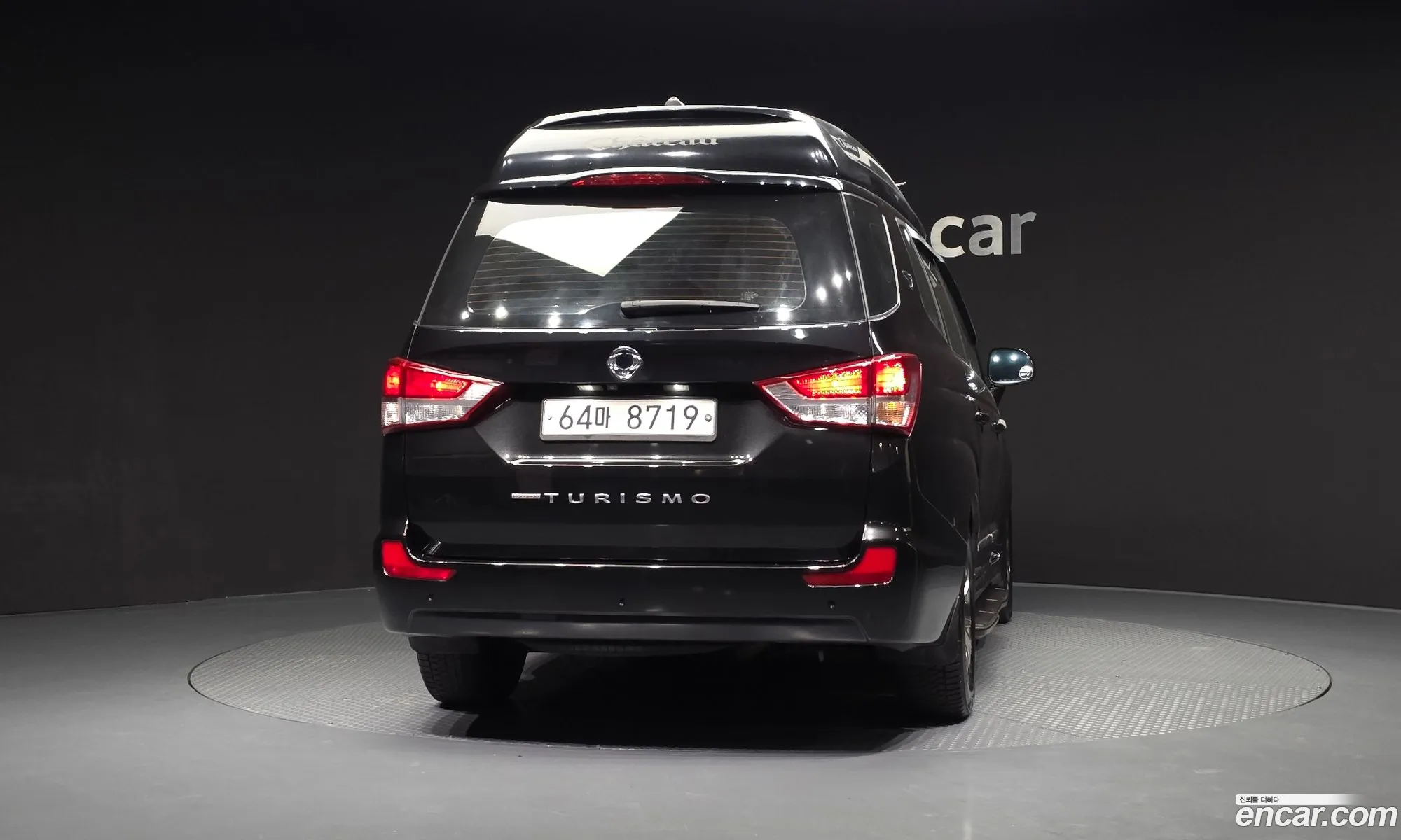 KG Mobility (SsangYong) Korando Turismo 2017 — 14