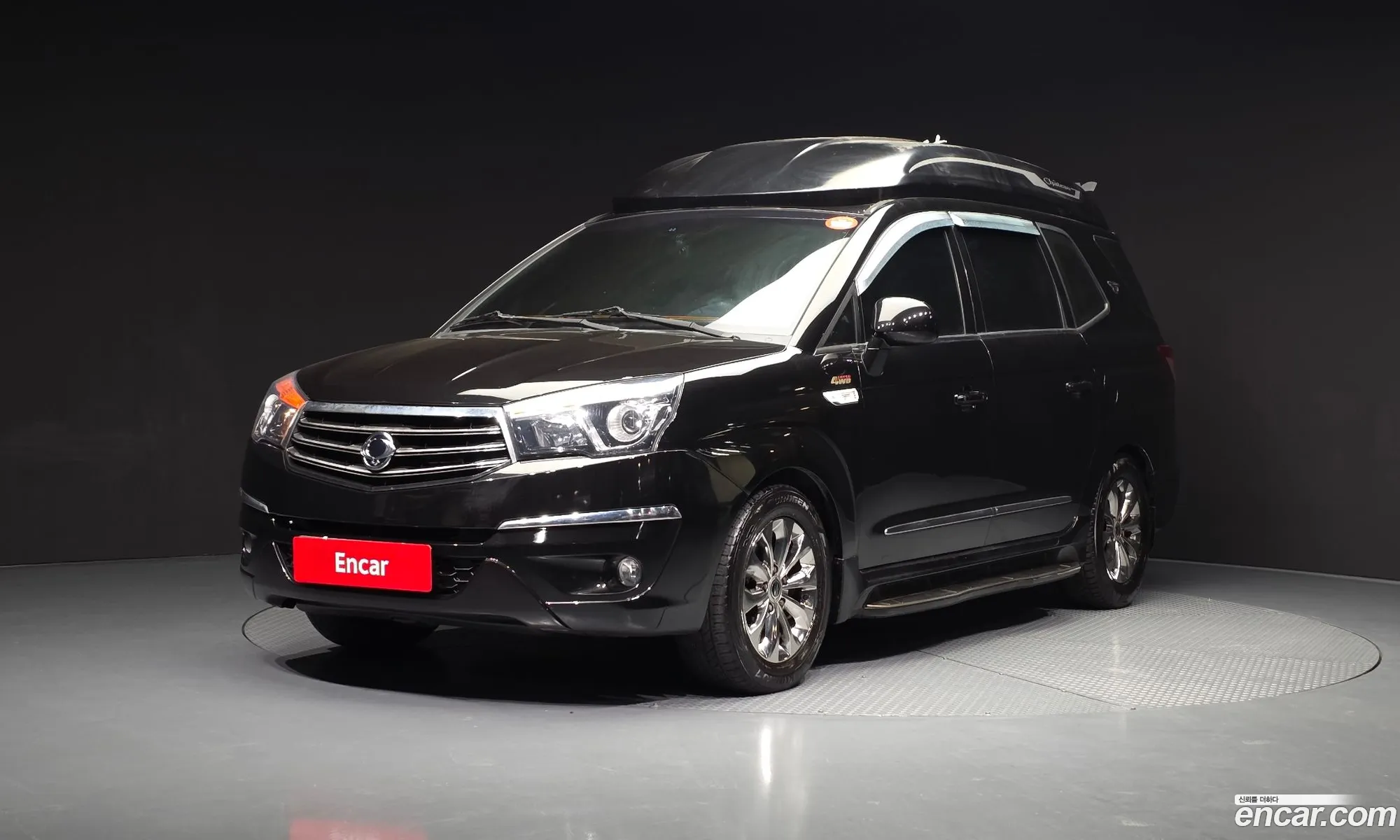 KG Mobility (SsangYong) Korando Turismo 2017 — 3