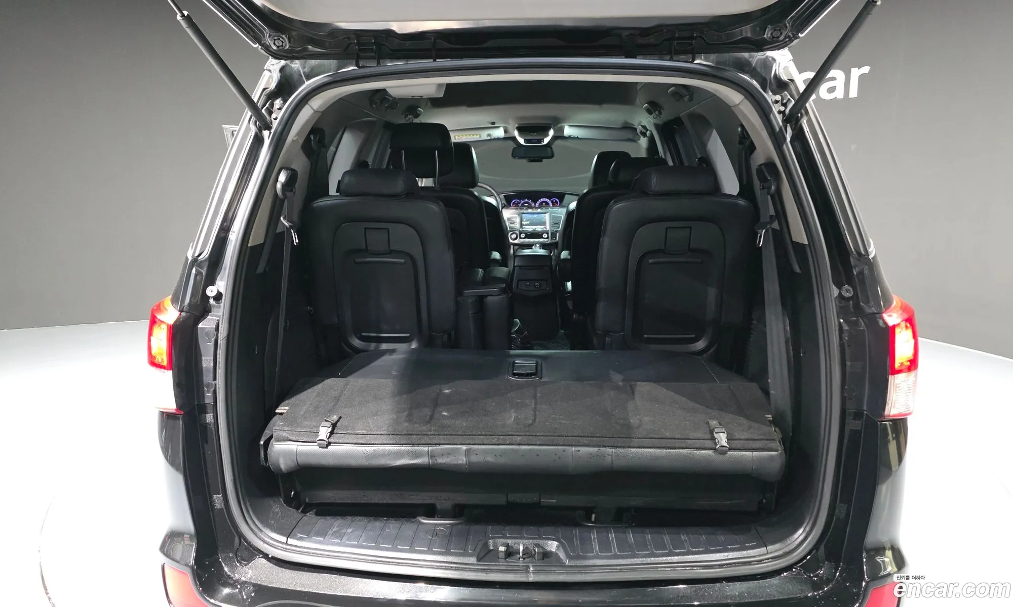 KG Mobility (SsangYong) Korando Turismo 2017 — 15
