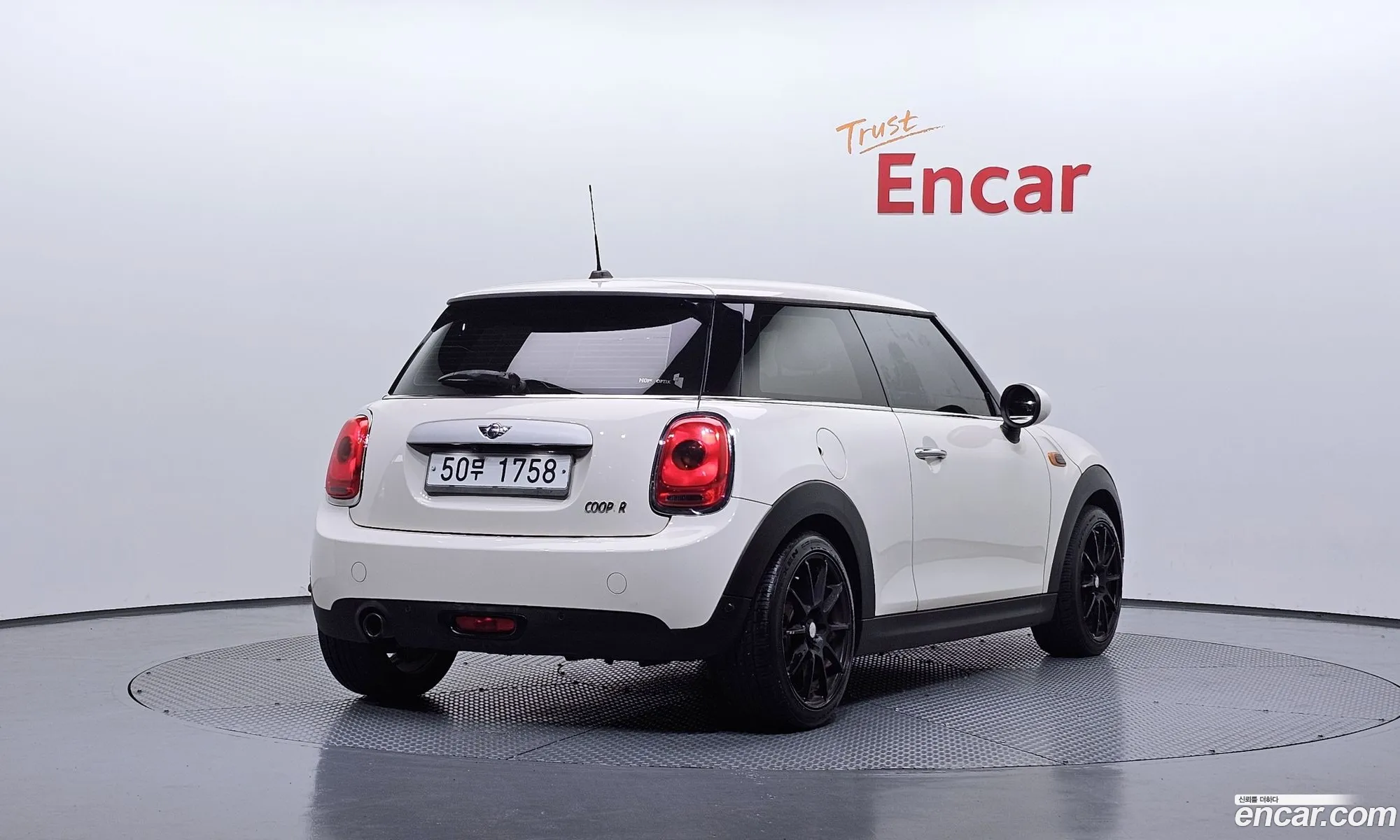 Mini Cooper 2014 WMWXM5102ET924909 — 2