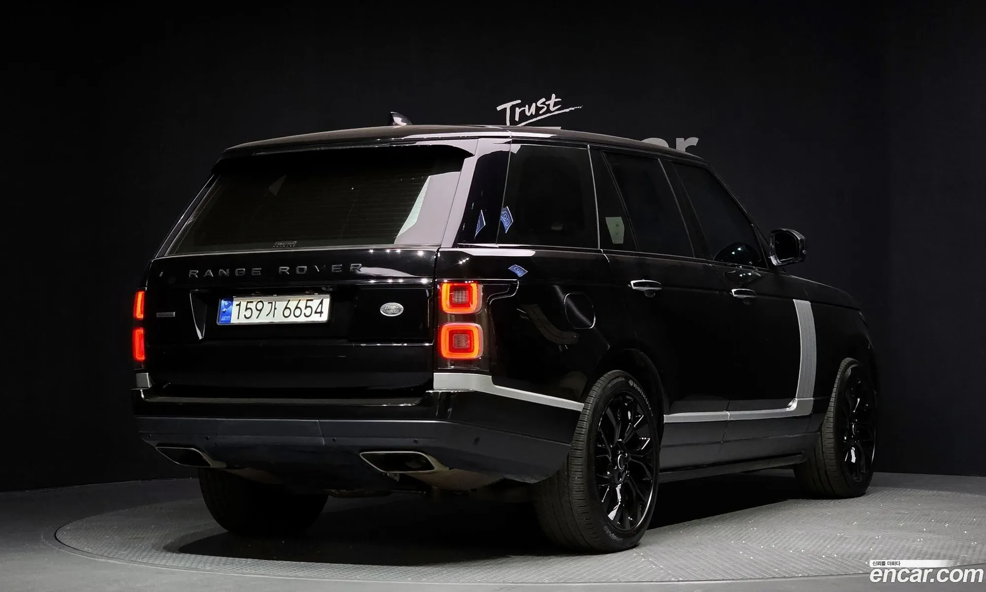 Land Rover Range Rover 2018 SALGA2BJ1JA508558 — 6