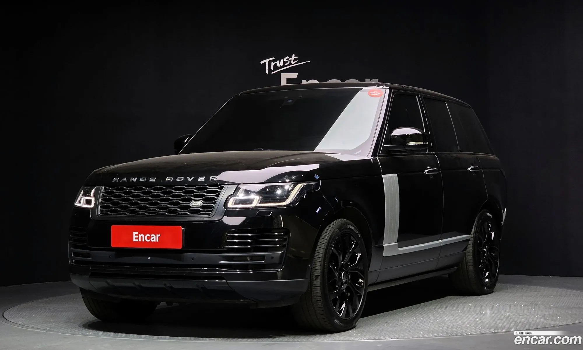 Land Rover Range Rover 2018 SALGA2BJ1JA508558 — 10