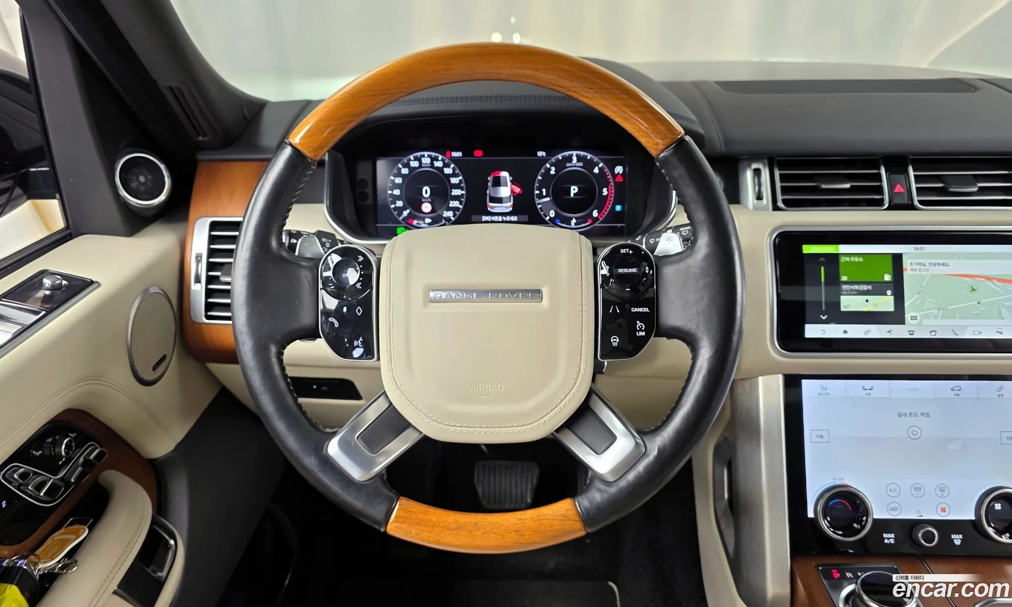 Land Rover Range Rover 2018 SALGA2BJ1JA508558 — 19